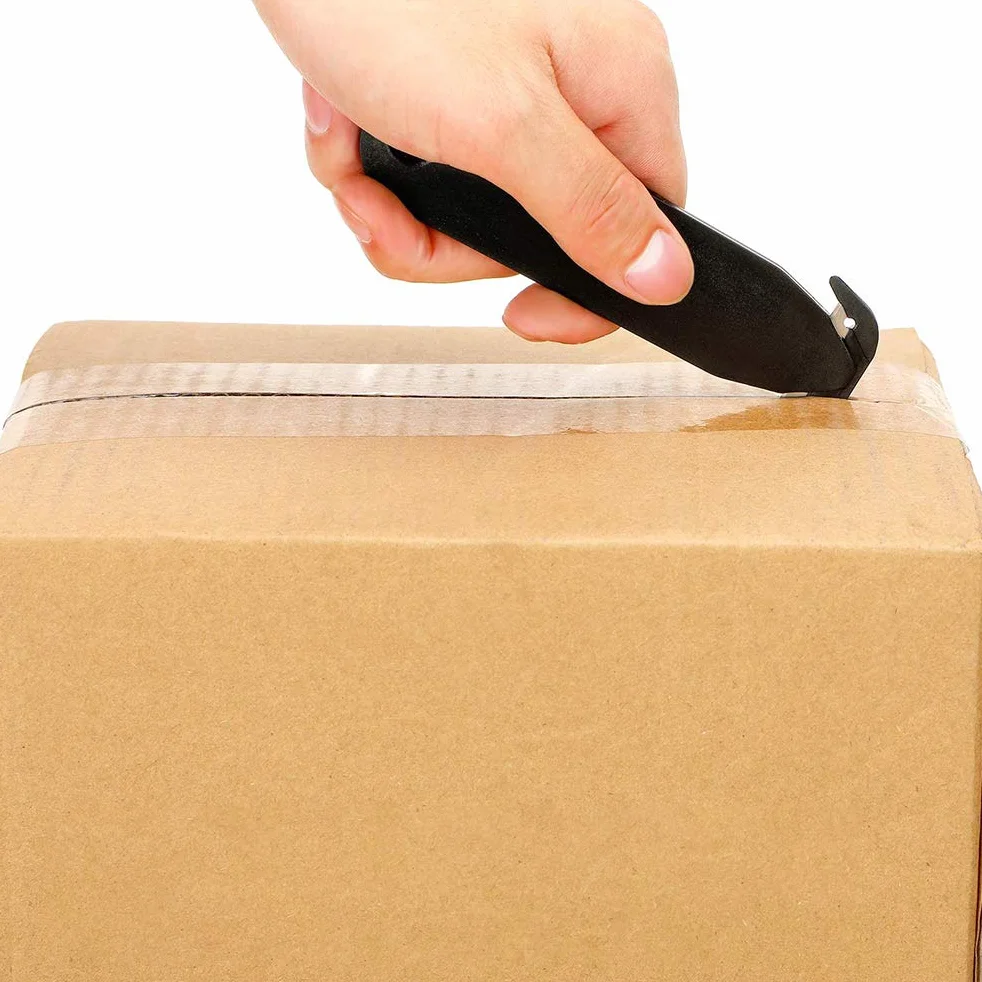 Przecinak do rolek papieru, przenośny otwieracz do opakowań z ergonomicznym uchwytem Obcinak do kartonu Otwarte narzędzie Obcinacz do wstążek Łatwy w użyciu ostrza noży (czarny)