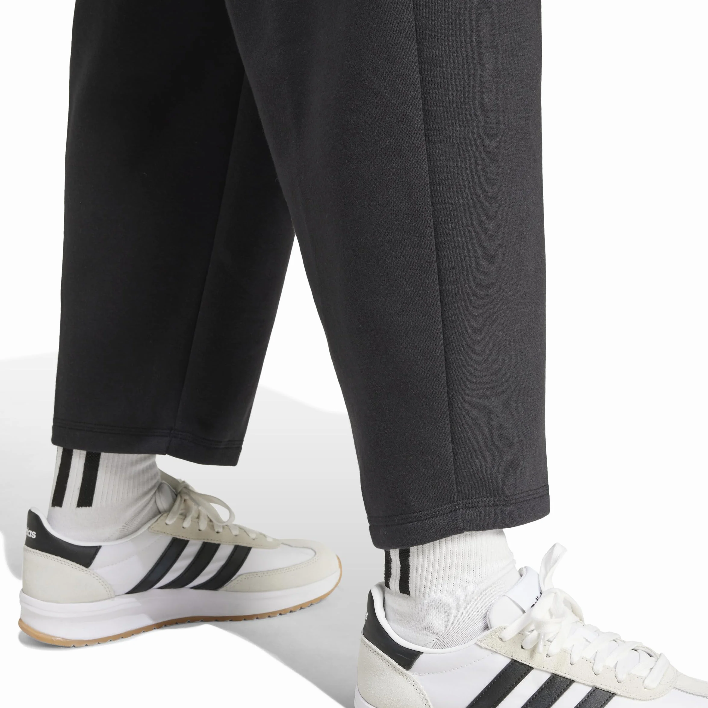 adidas Essentials Contemporary Logo Fleece Barrel Pants - Spodnie Kobiety
