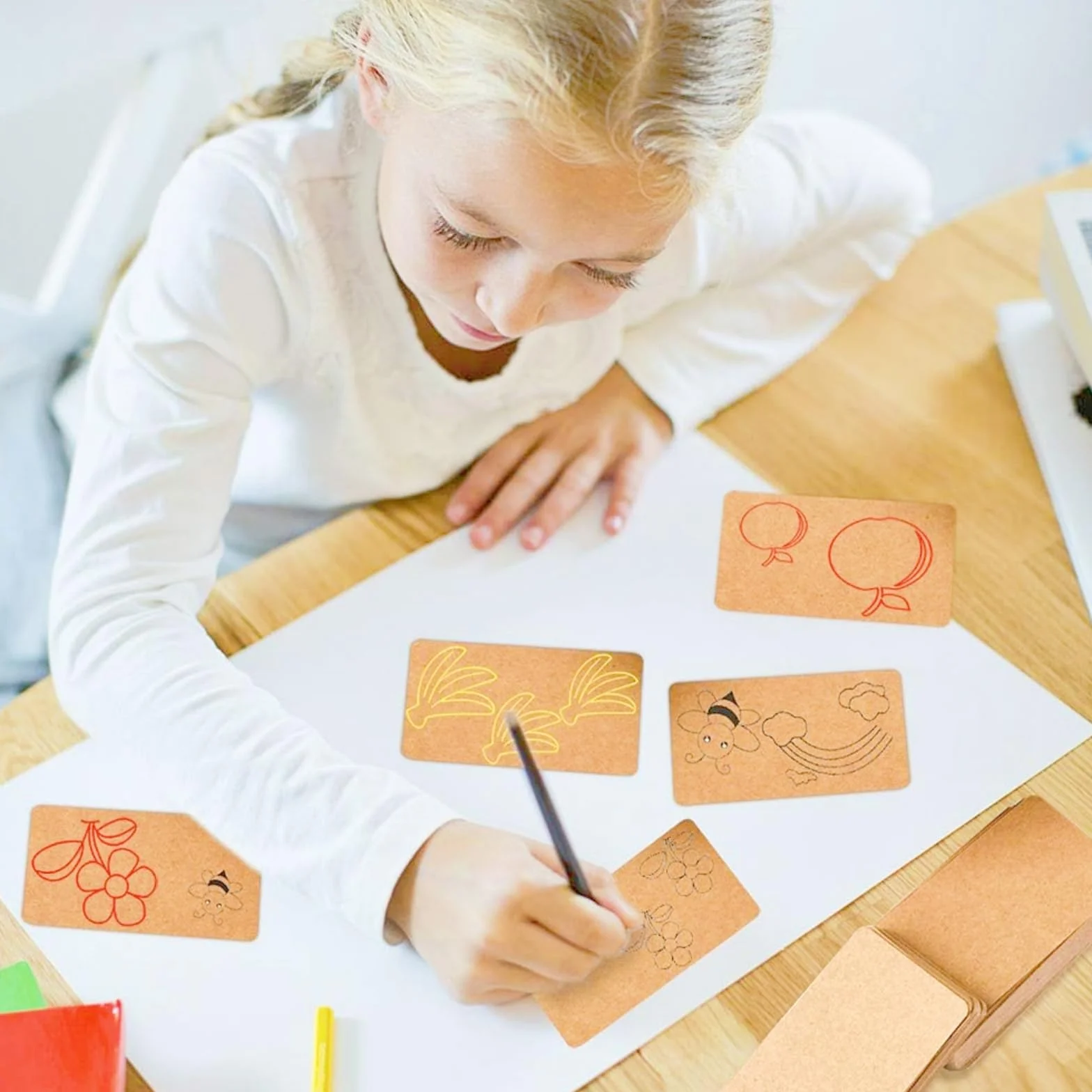 GOTRUST Kartki A6 z papieru typu kraft, 300 sztuk, puste kartki papierowe, małe, 350 g/m², puste kartki pocztowe do samodzielnego ozdobienia, do majsterkowania, nauki, pamięci, 10 x 15 cm, 9 x 5,5 cm