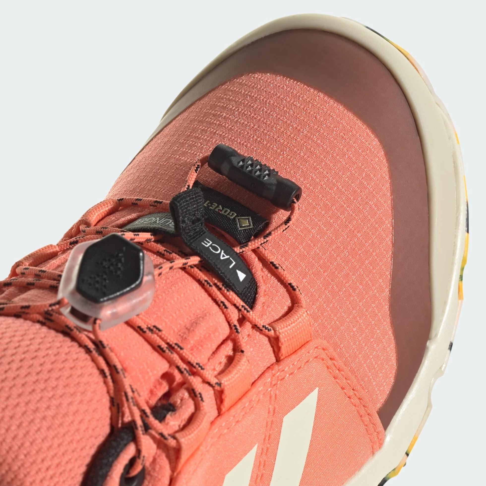 adidas Uniseks - dzieci Terrex GORE-TEX Hiking Shoes, Coral Fusion/Wonder White, 36 2/3 EU