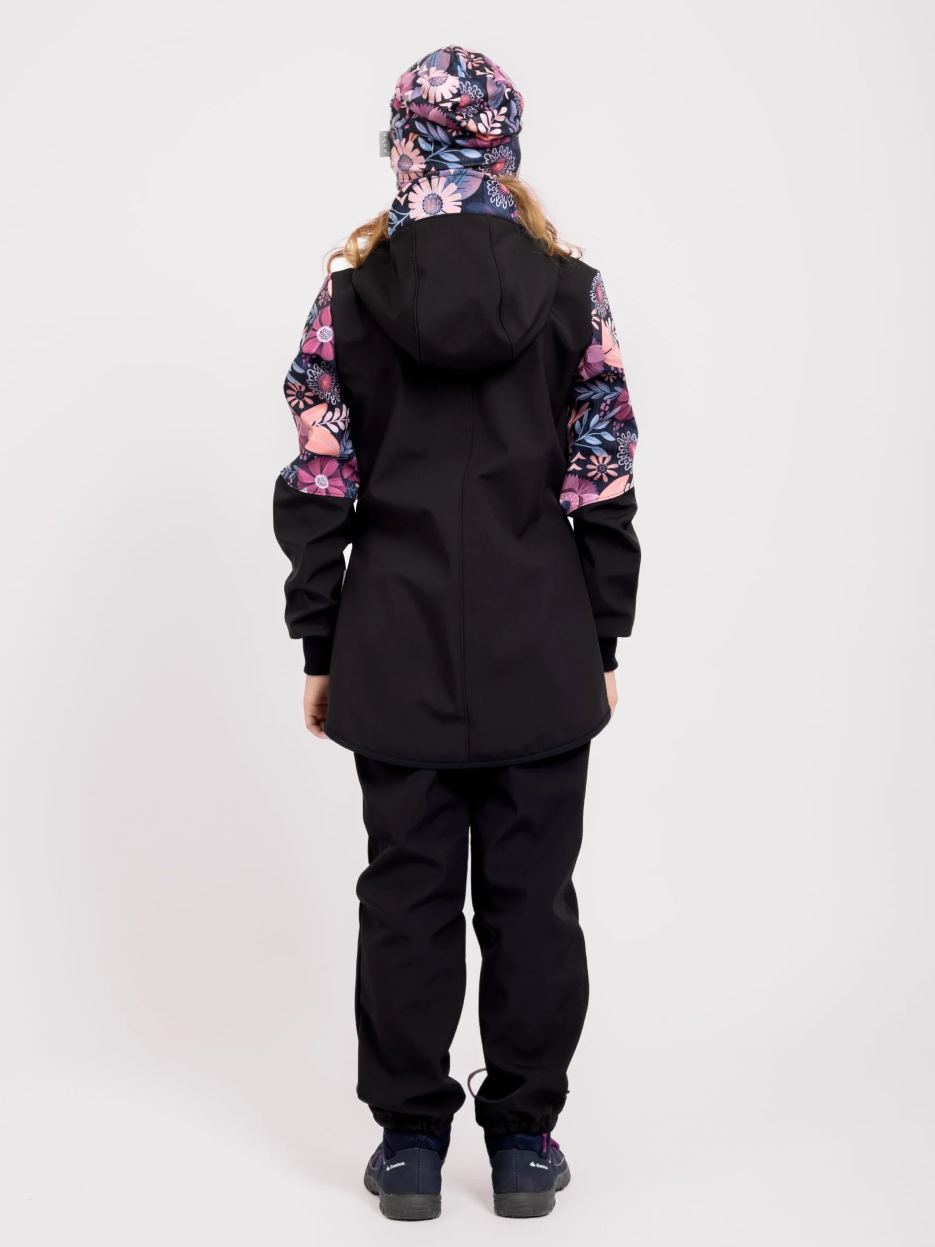 Dziewczęcy płaszcz softshell z polaru Street, czarny, magiczne kwiaty