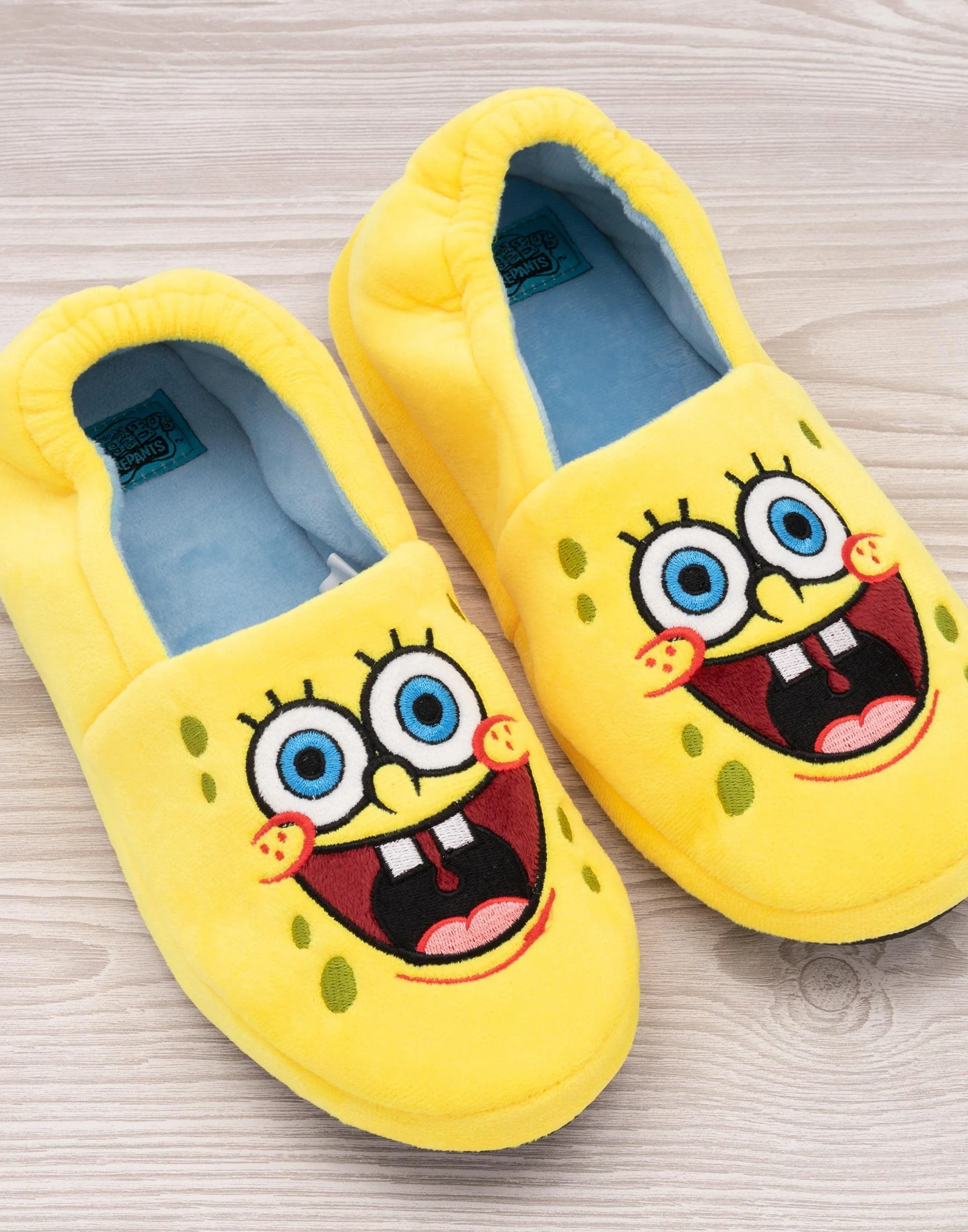 SPONGEBOB SQUAREPANTS Dziecięce pantofle charakter żółty dom suwak
