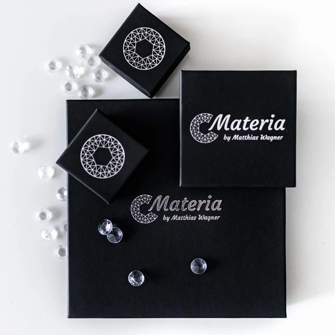 MATERIA SR-153 pierścionek damski z onyksem, srebro wysokiej próby 925, czarny, okrągły, rodowany, w pudełku na biżuterię e srebro sterling próby 925, 59 (18,8), colore: czarny, cod. #SR-153