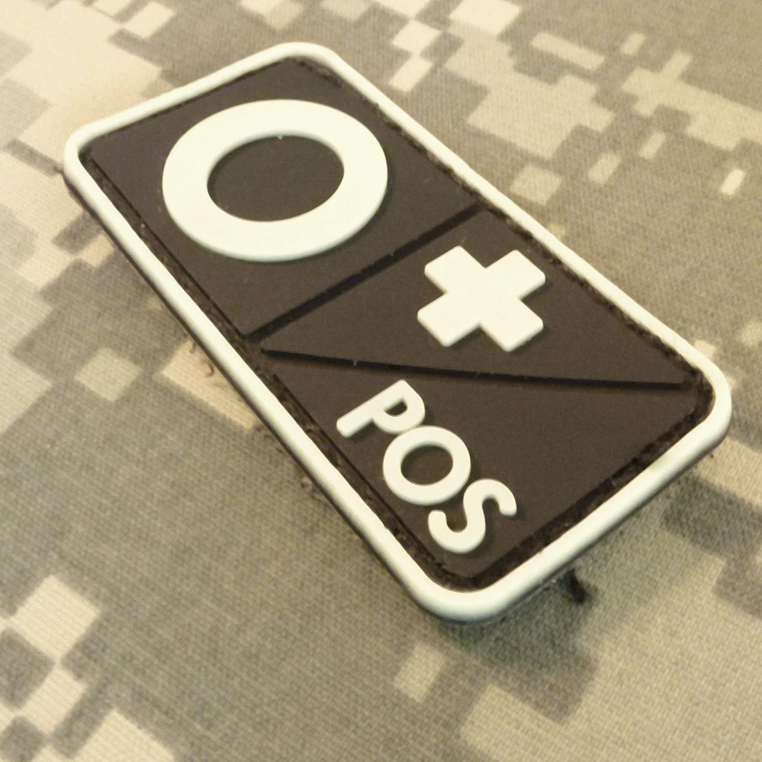 O POS Blood Type GITD Glow in the Dark PVC Rubber 3D Hak Patch
