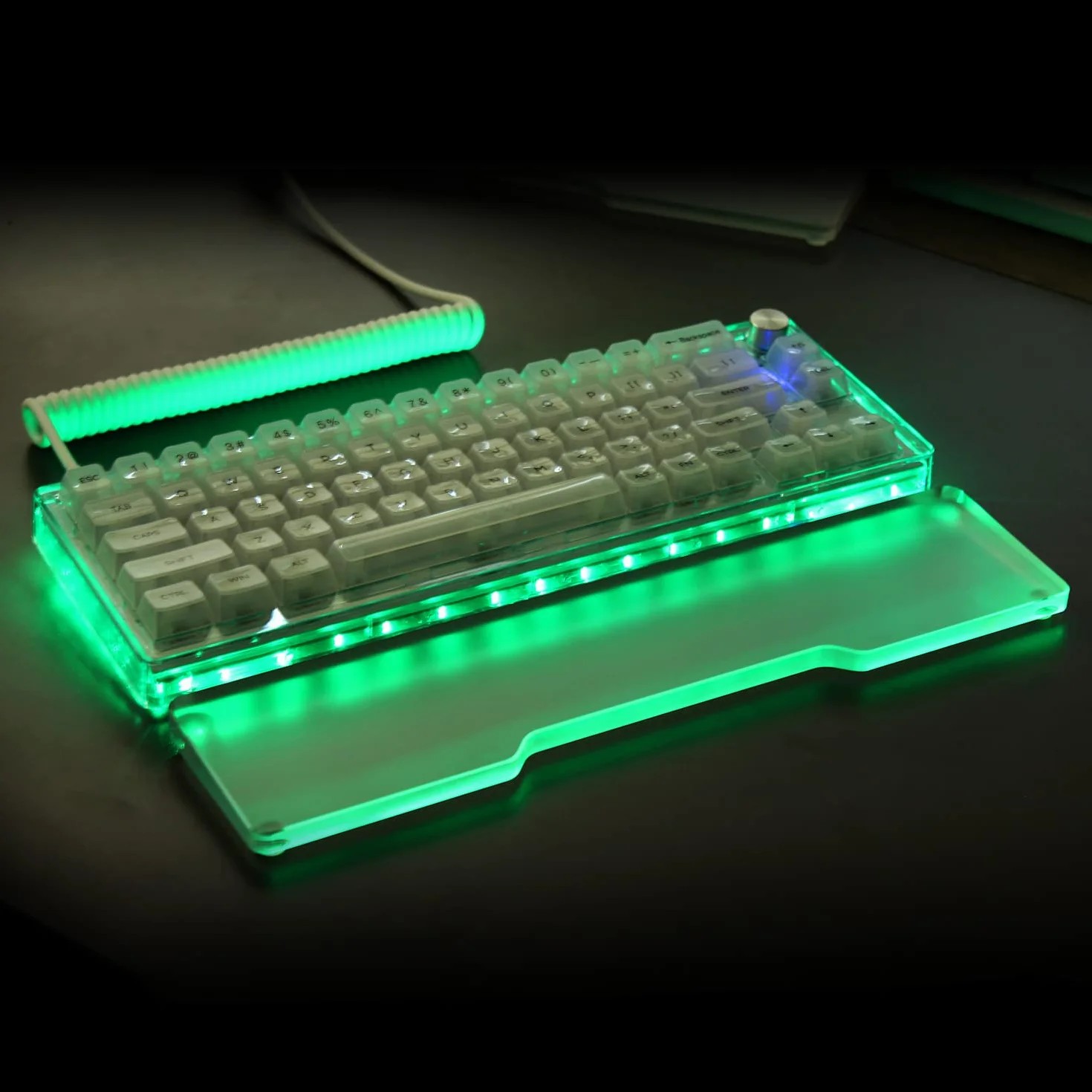 MAMBASNAKE Podkładka Pod Nadgarstek do Klawiatury 100% Klawiatury - Wrist Rest Laptop - Premier Clear Acryl - Antypoślizgowe Nóżki - Ergonomic do Biura/Gier/Pisania/MacBook - Stand 104Key