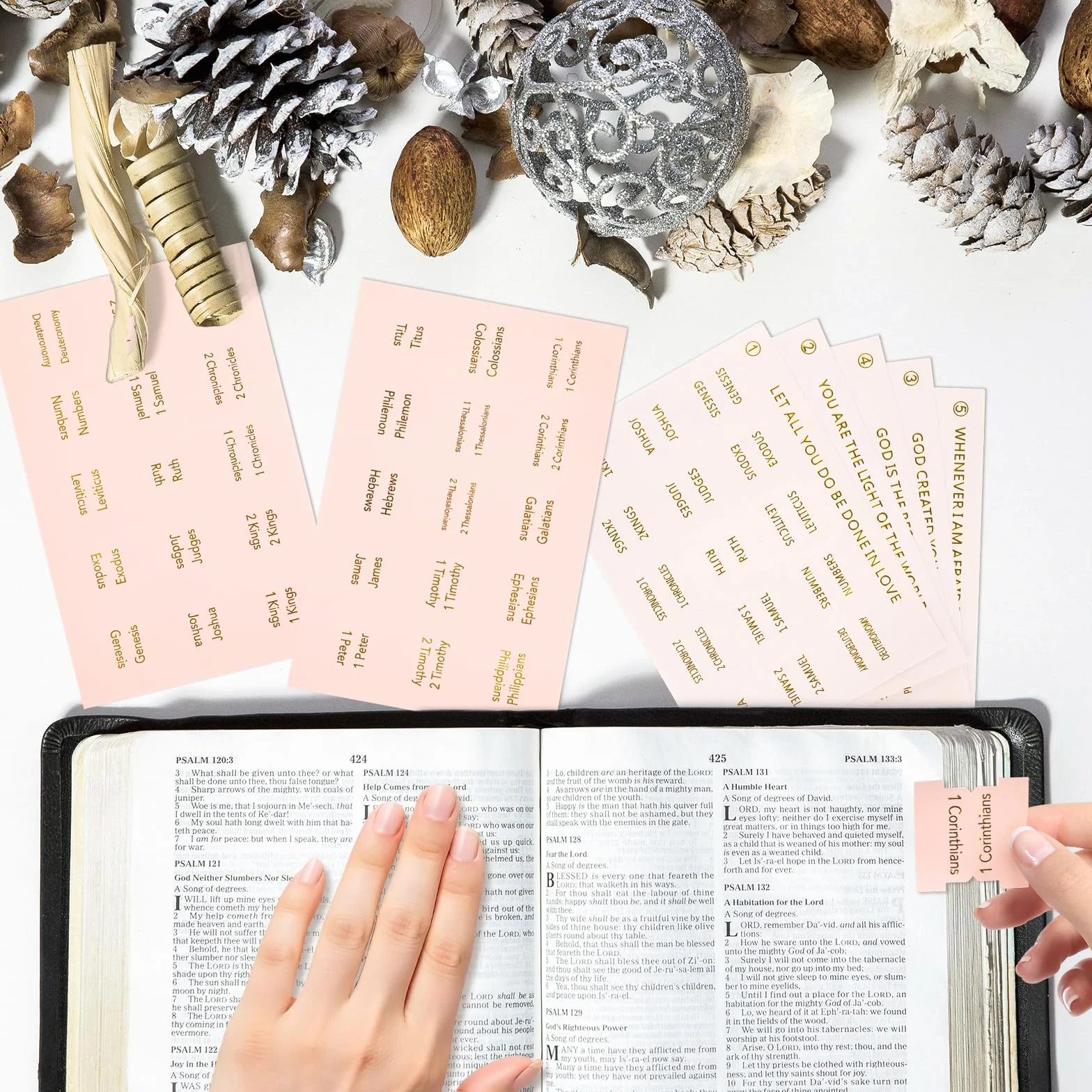 165 sztuk laminowanych zakładek biblijnych, akcesoria biblijne, duże naklejki z nadrukiem, łatwe do odczytania i przyklejenia, tabulatory biblijne z pustymi miejscami dla mężczyzn i kobiet, Stary i