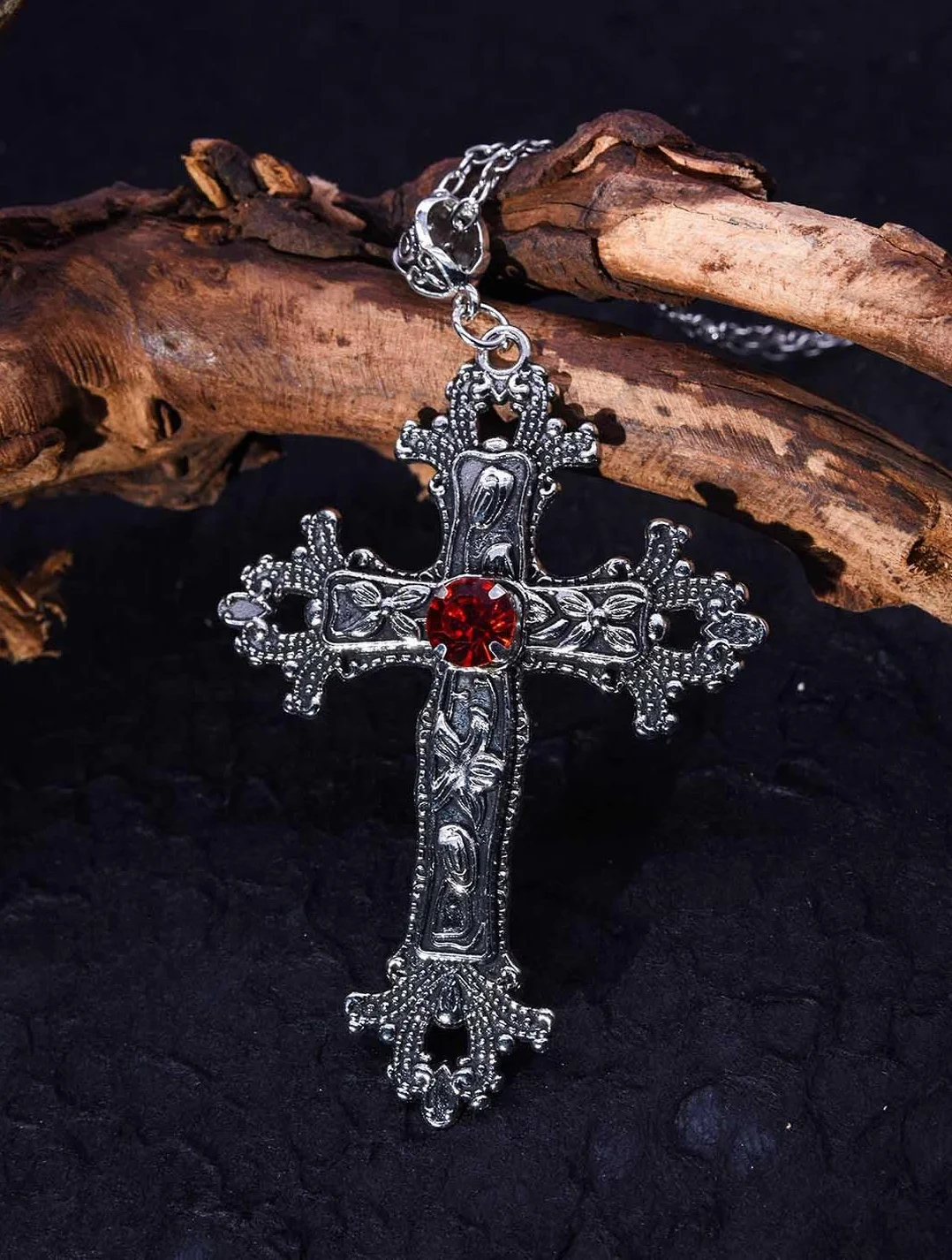 Gothic Srebrny Vintage Krzyż Naszyjnik Duży Grawerowany Kwiat Krzyż Naszyjnik Naszyjnik Halloween Akcesoria dla kobiet i mężczyzn