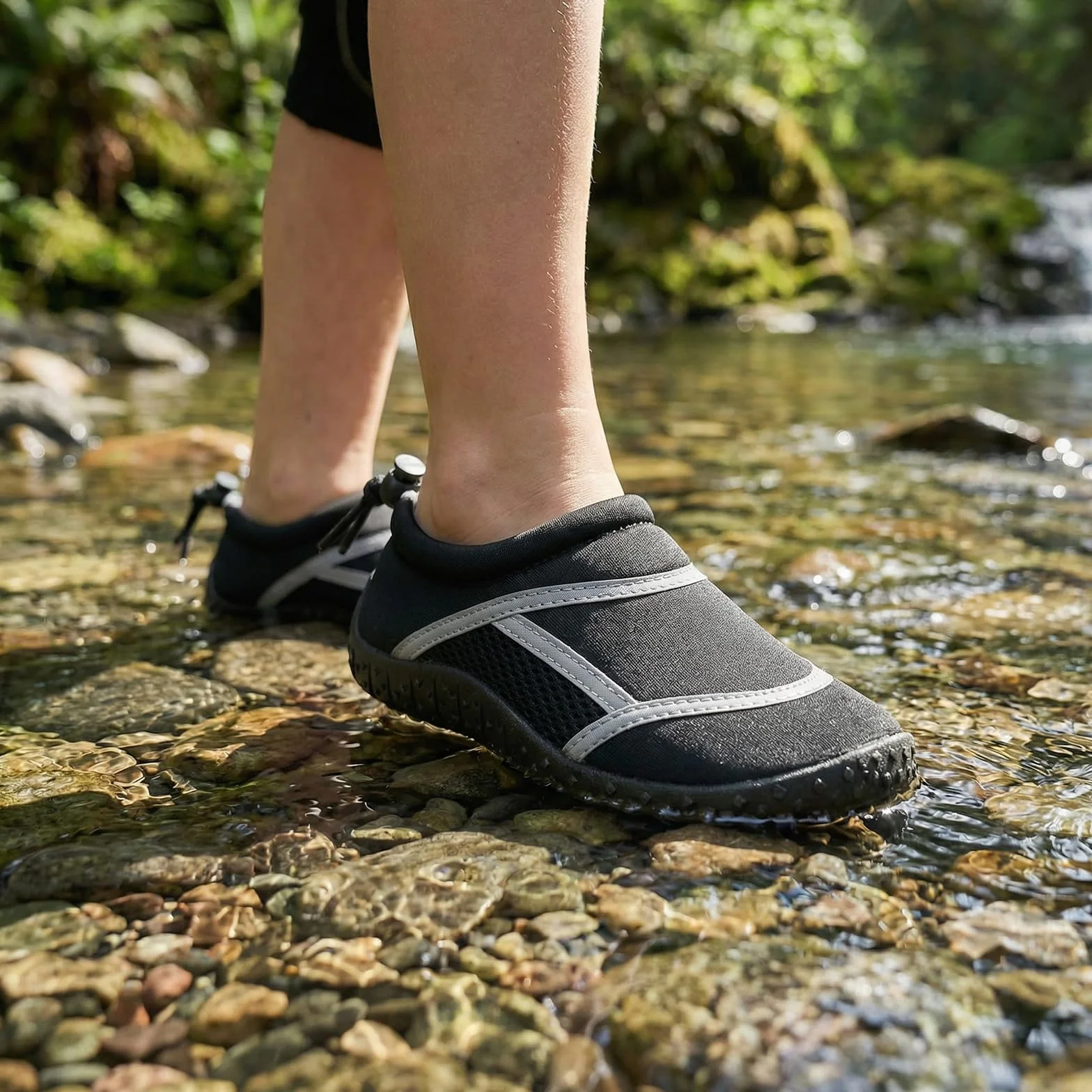 HKR Dziecięce buty do wody dla chłopców i dziewcząt, szybkoschnące, skarpety do pianki na plażę, do pływania i basenu, 10 UK Child