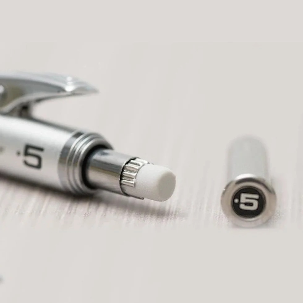 Pentel PG1017C PG1017-C GraphGear1000 ołówek automatyczny, grubość kreski 0,7 mm, obudowa ze stali nierdzewnej ze wskaźnikiem twardości, podwójna strefa chwytu, w pełni opuszczana prowadnica wkładu 4