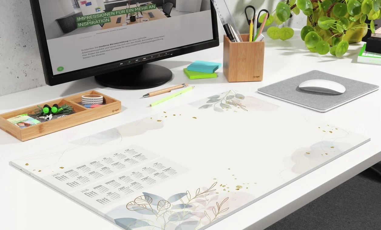 SIGEL HO304 Papierowa podkładka na biurko, kalendarze na 2 lata, tygodniowy design, makro fantasy, A2 (59,5 x 41 cm), beżowa/różowa/niebieska, 30 arkuszy