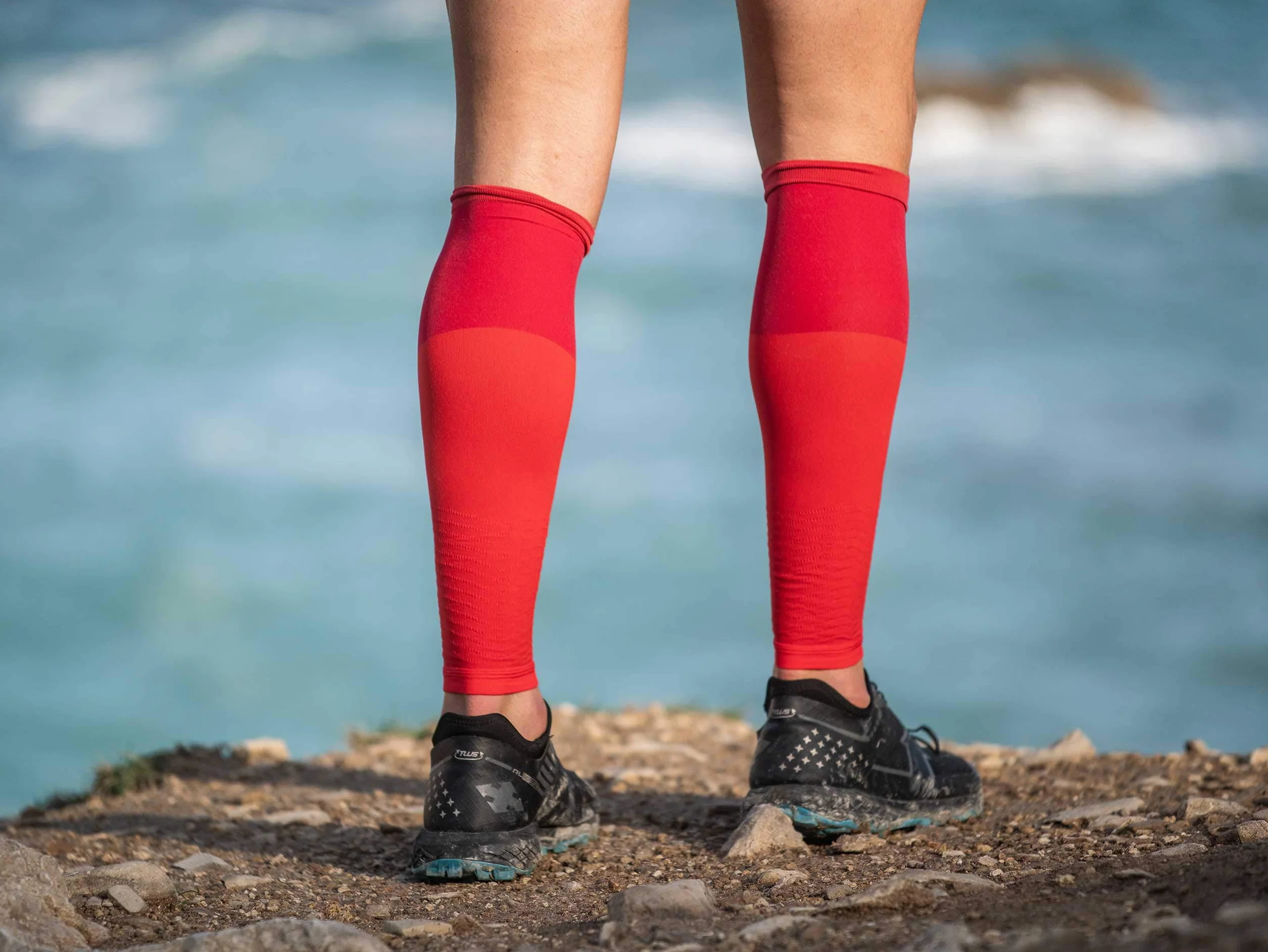 COMPRESSPORT R2v2 pokrowiec kompresyjny, czerwony, T3