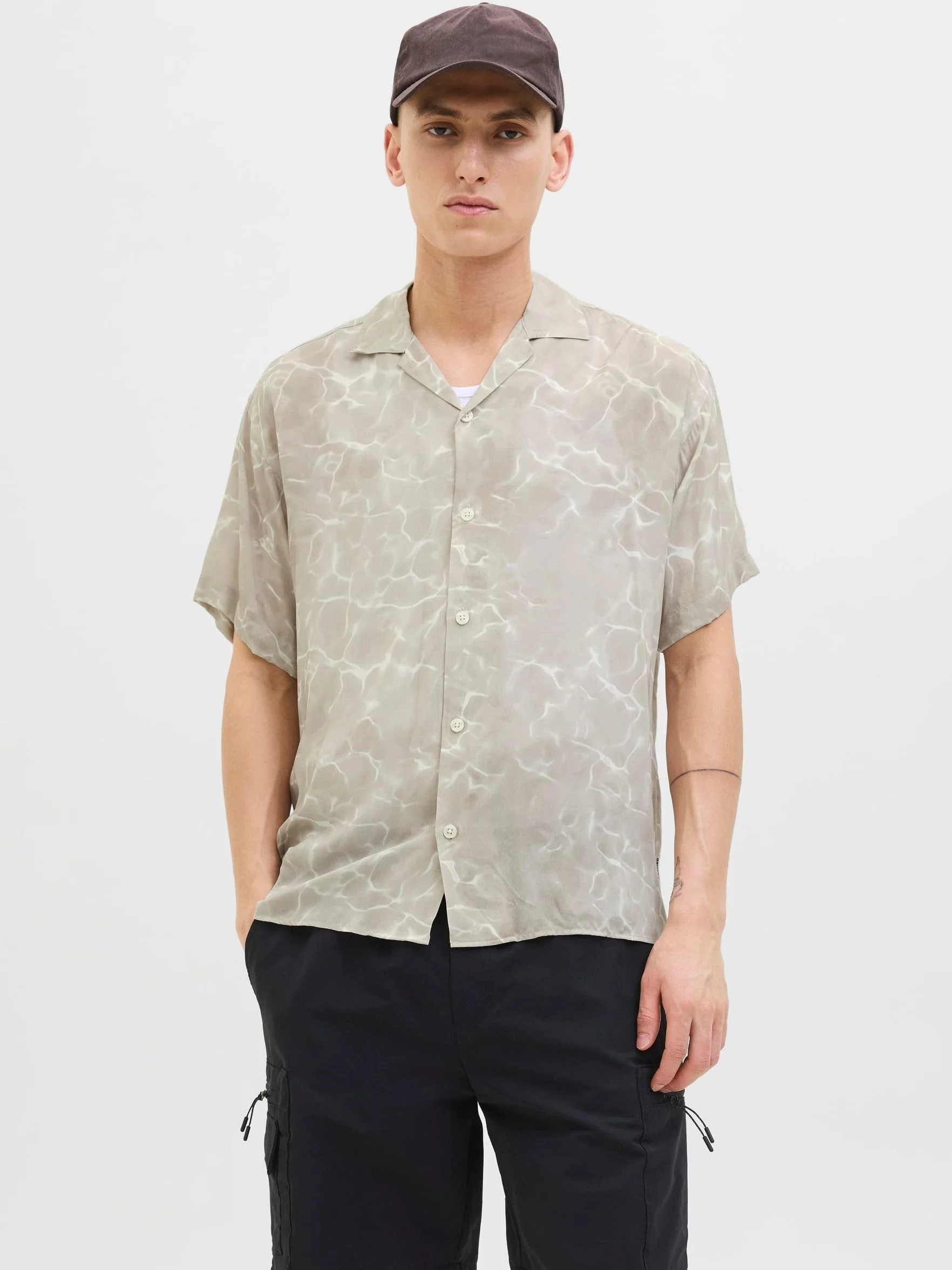 JACK & JONES Męska koszulka Jcoinfinity AOP Resort Ss, czarny, L