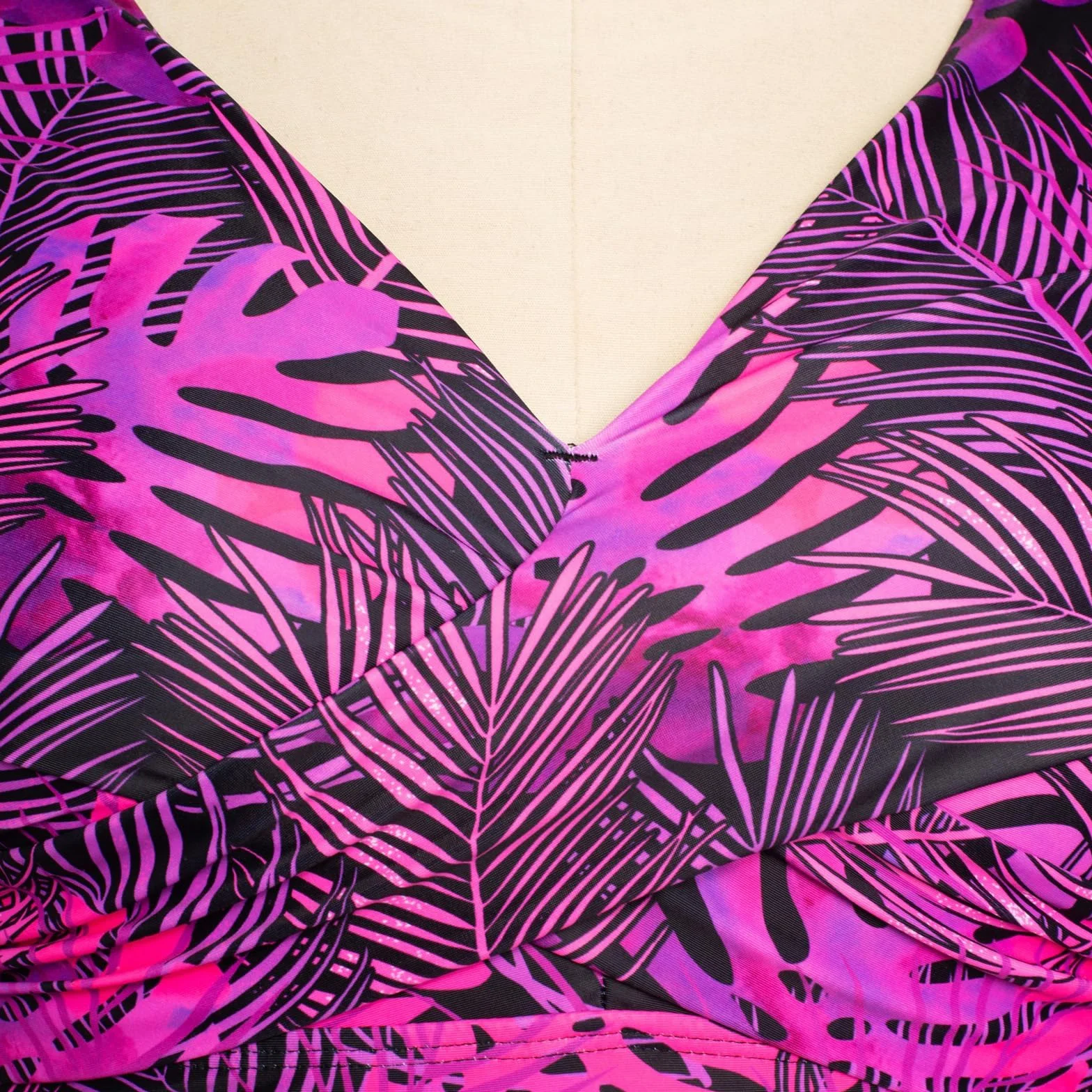 Hanna Nikole Damski plus size zwiewny top tankini dekolt w serek strój kąpielowy top wiązany strój kąpielowy top bez spodni