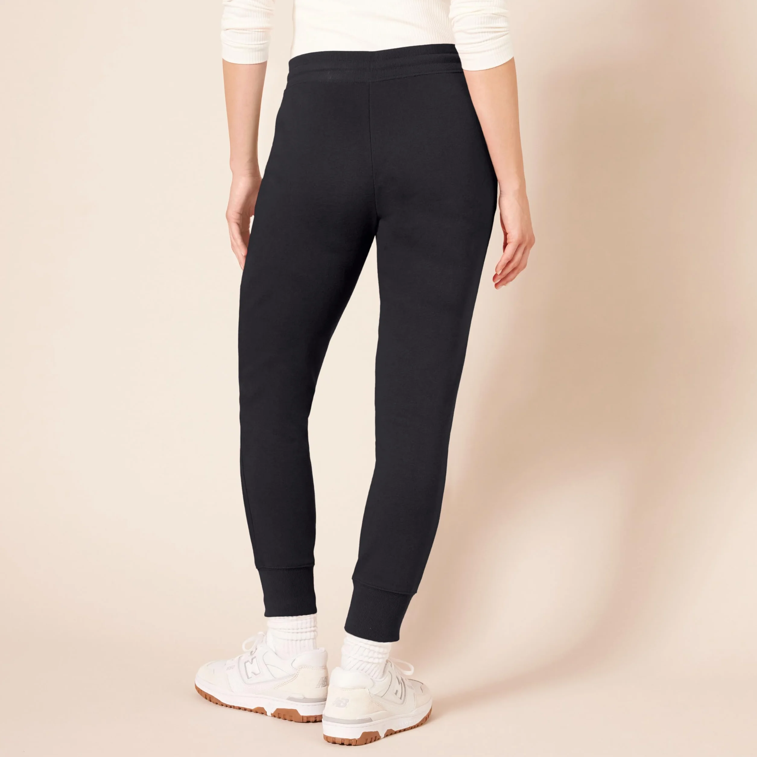 Amazon Essentials Kobiety Polarowe spodnie dresowe Jogger (dostępne w dużych rozmiarach)