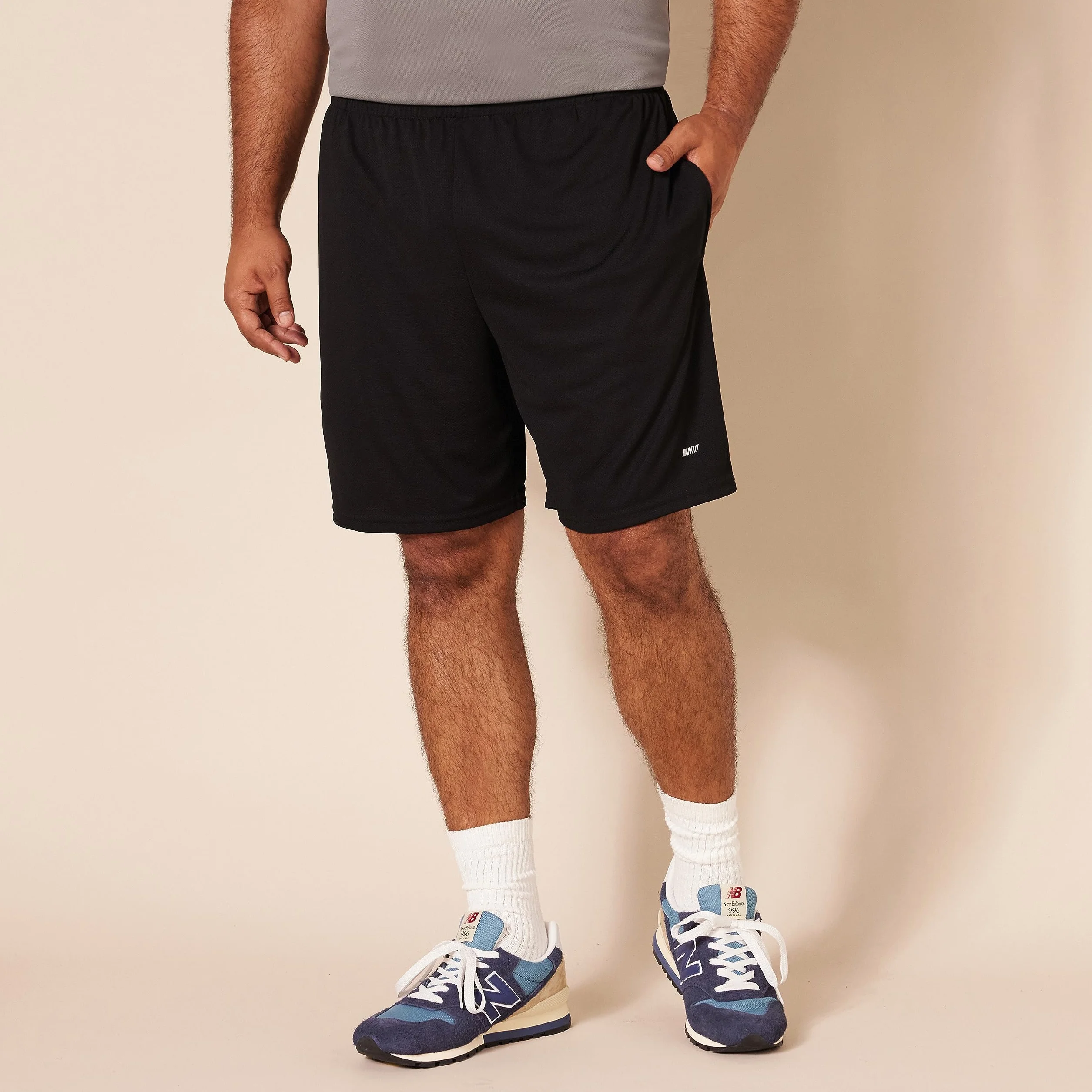 Amazon Essentials Mężczyźni Spodenki Performance Tech loose fit (dostępne w wersjach Big i Tall)