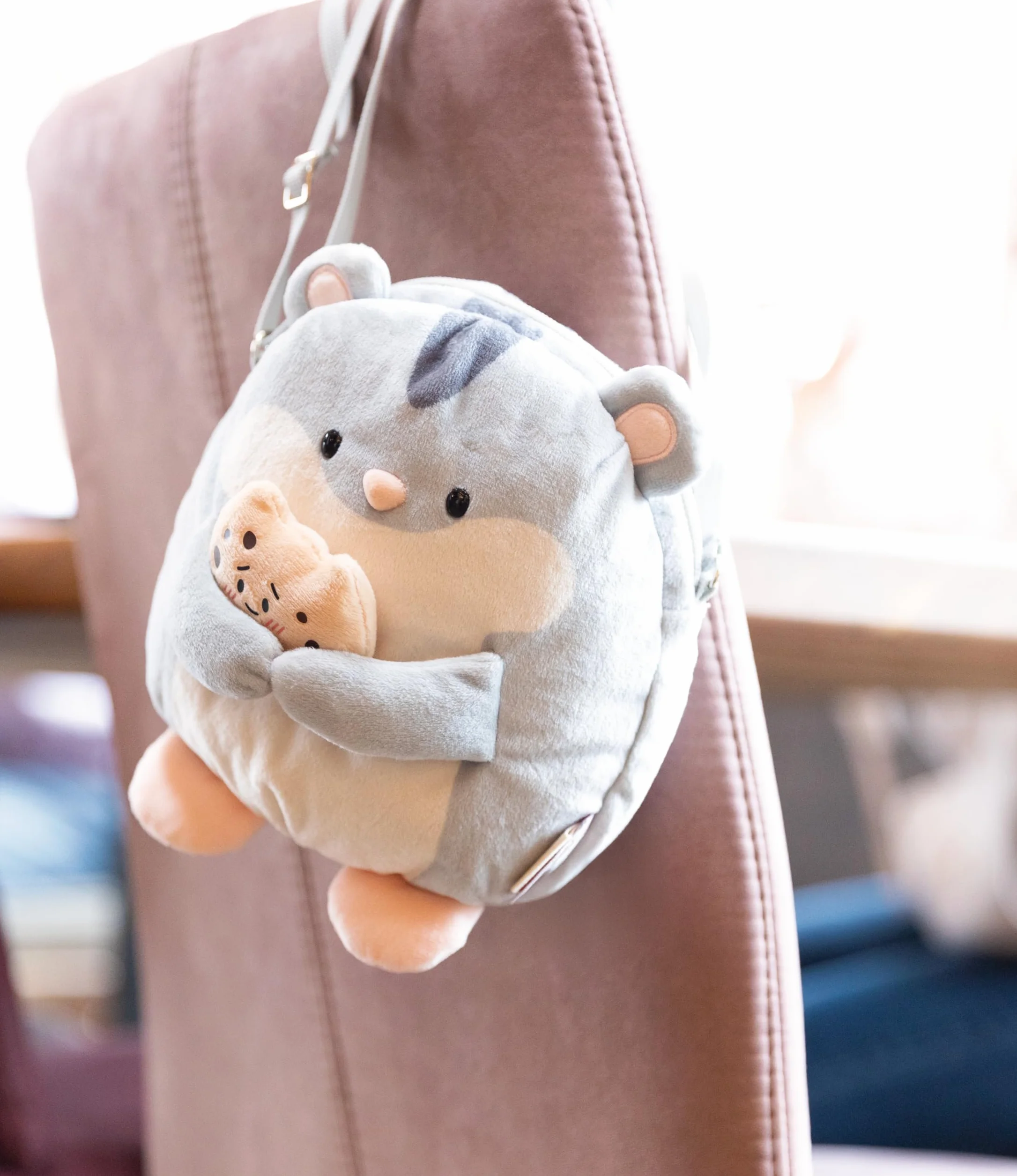 NICI mymochi torba na ramię chomik Shai, modna torebka na ramię w stylu kawaii, słodka pluszowa torba typu crossbody, 16 x 17 cm, szara - 61819
