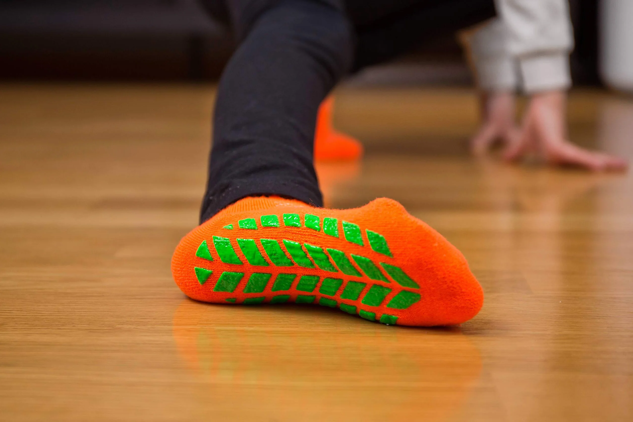 Rainbow Socks - Neonowe skarpety sportowe dla chłopców i dziewczynek