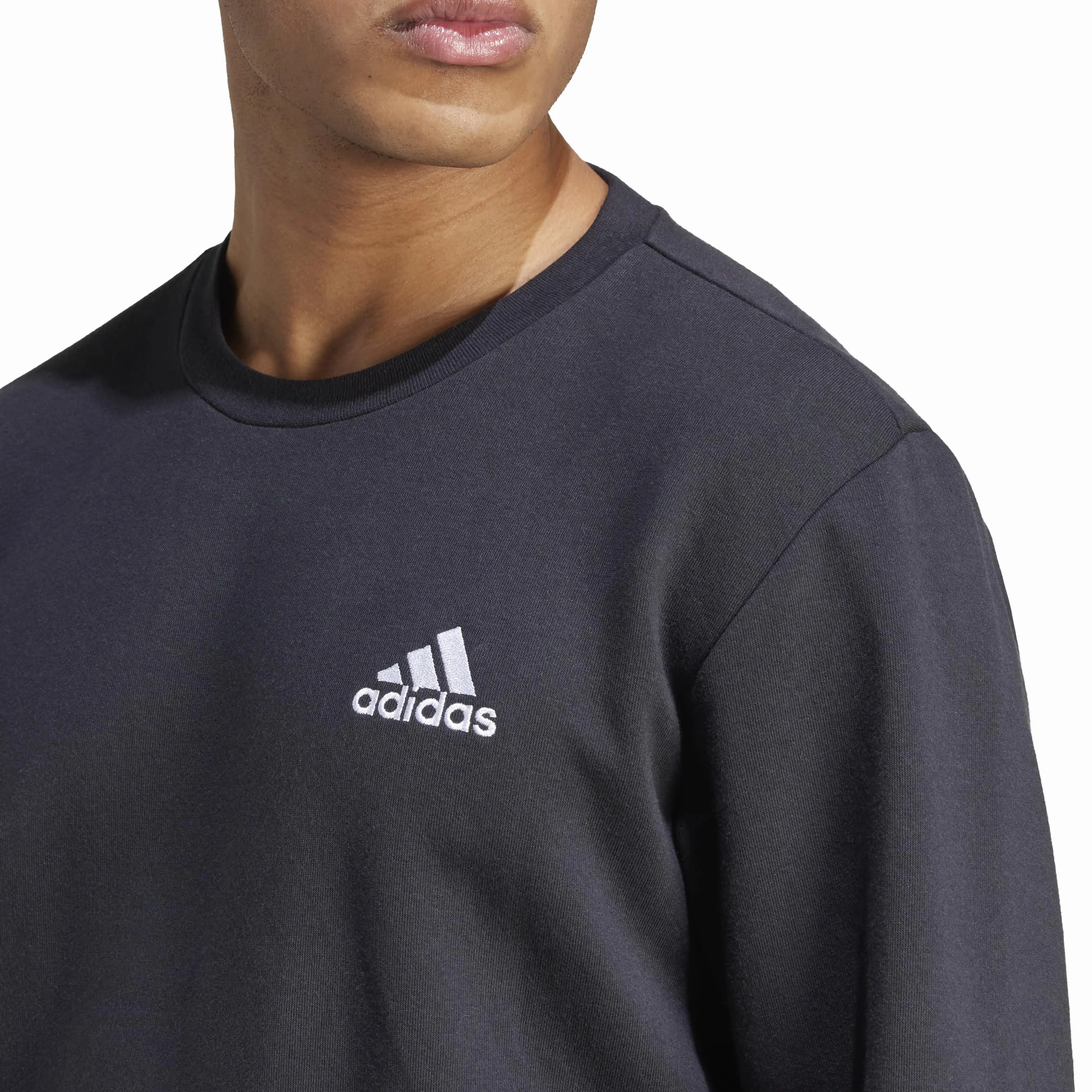 adidas Mężczyźni FEELCOZY ESSENTIALS FLEECE SWEATSHIRT, Black/White, L