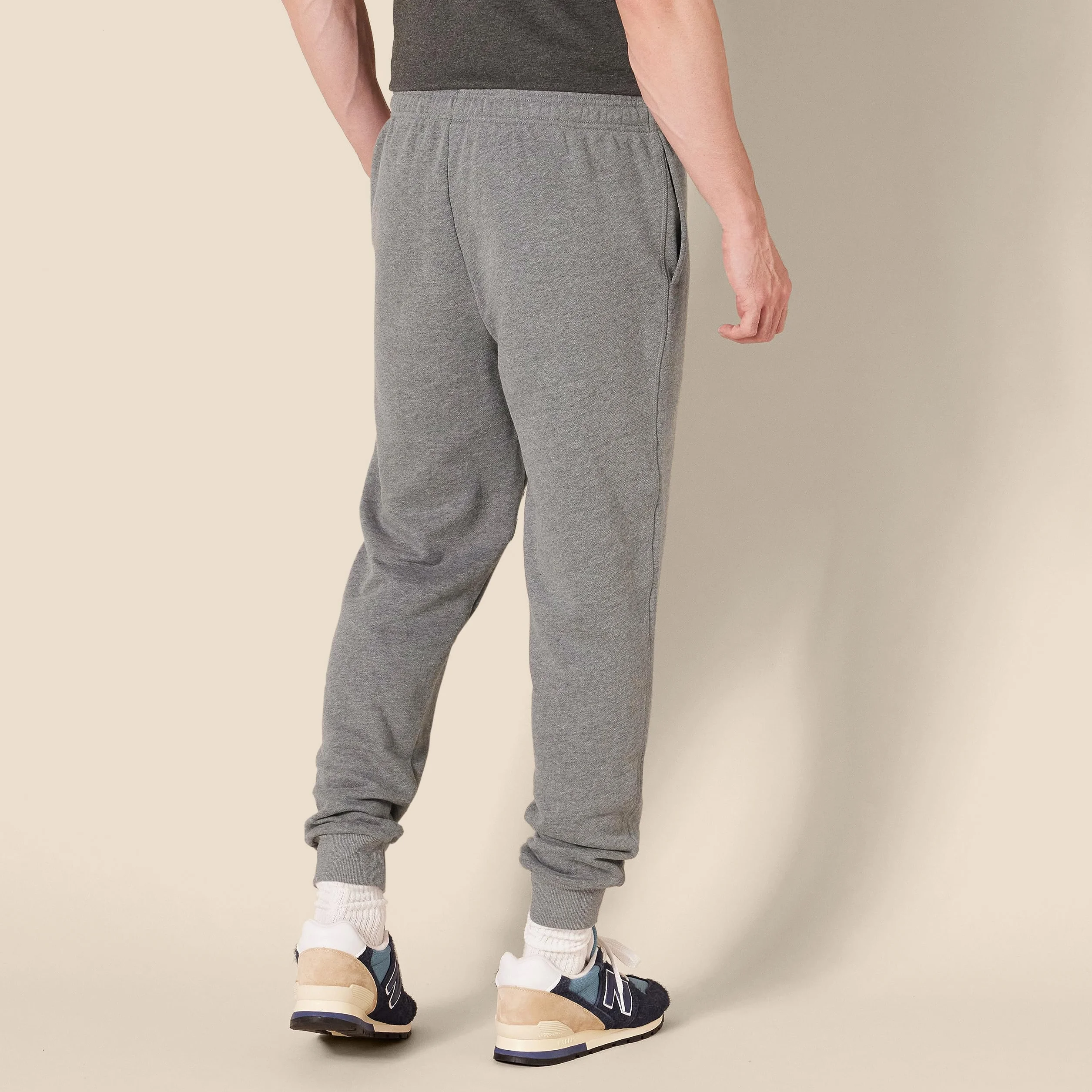 Amazon Essentials Mężczyźni Polarowe spodnie joggery