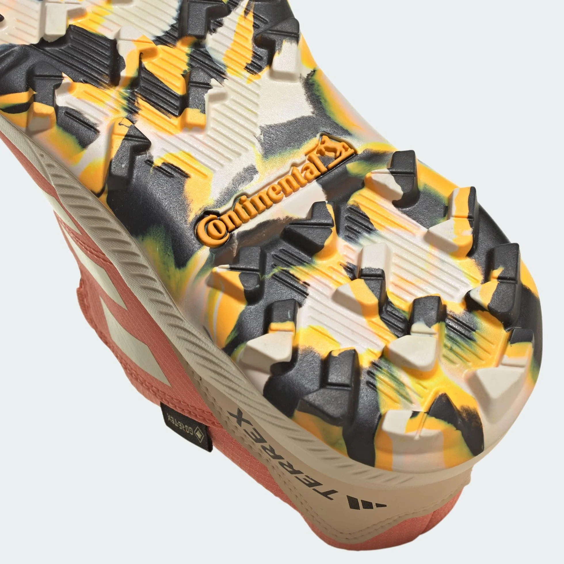 adidas Uniseks - dzieci Terrex GORE-TEX Hiking Shoes, Coral Fusion/Wonder White, 36 2/3 EU