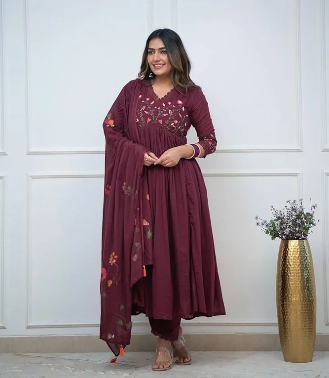 Damski haftowany Anarkali Kurta i Spodnie Zestaw z Nadrukiem Bawełny Malmal Dupatta i Koronką