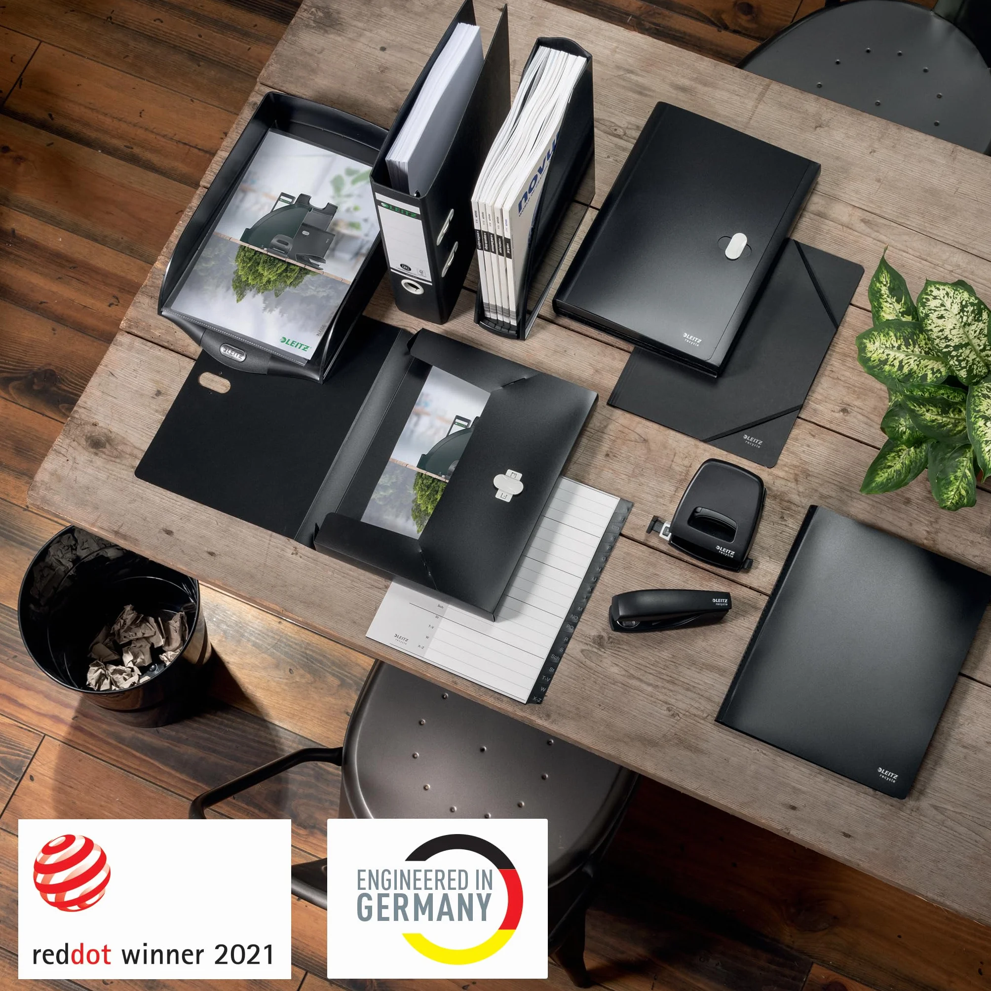 Leitz, Album Ofertowy A4 Leitz Recycle, Zawiera 40 Przymocowanych Plastikowych Koszulek, Mieści 80 Kartek, w 100% Nadaje się do Recyklingu, Przyjazny Środowisku, Kolor Czarny (46770095)