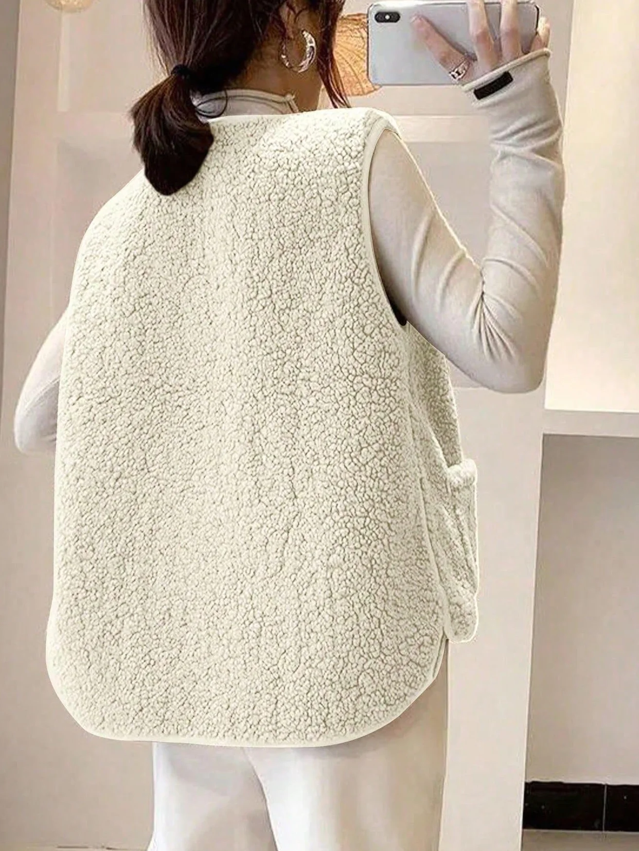Damska kamizelka bez rękawów Teddy Fleece Dekolt w serek Krótka kamizelka polarowa z guzikami i kieszeniami pikowana kamizelka termiczna ciepła praktyczna kamizelka do układania