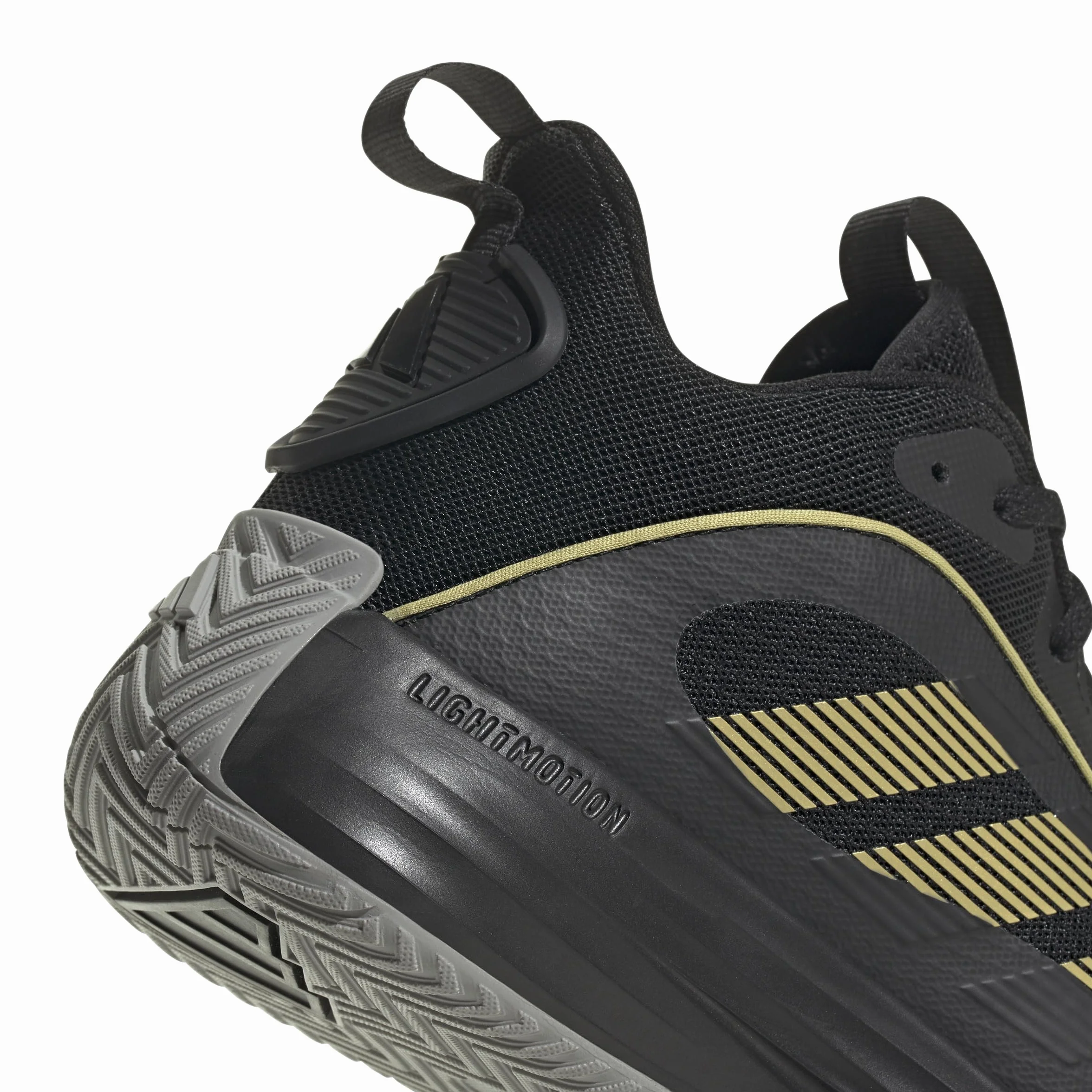 adidas Mezczyzni Own The Game 3 Shoes, Core Black/Gold Metallic/Mgh Solid Grey, 44 2/3 EU