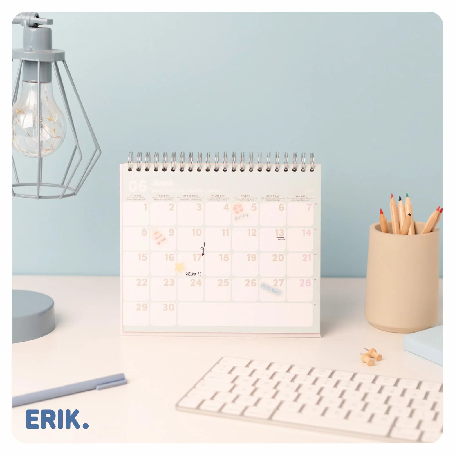 Grupo Erik Desk Calendar 2026 - Pusheen Calendar 2026 Month To View | Monthly Desk Planner, Desktop Gifts Under 10 Pounds | Pusheen Gifts For Cat Lovers