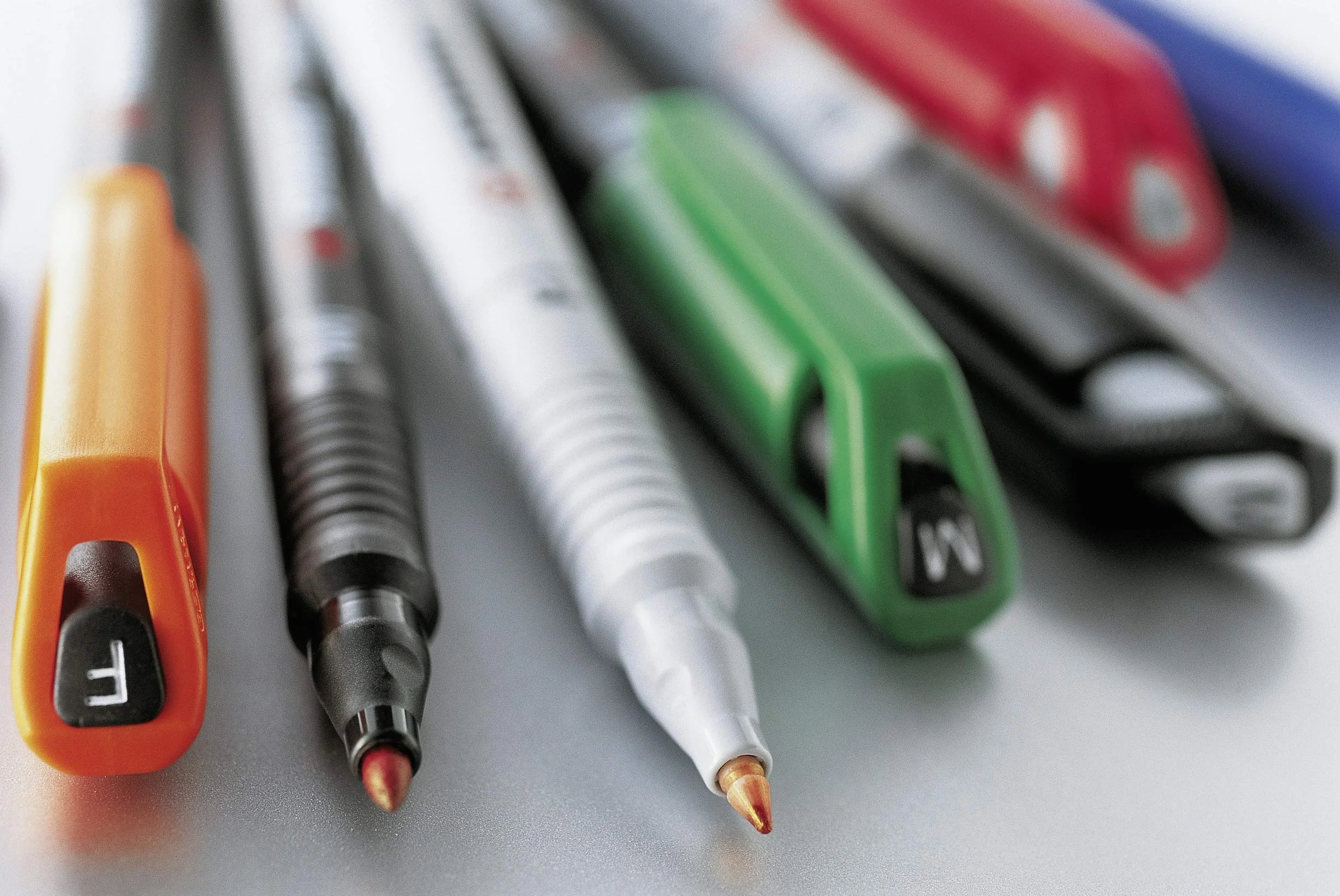Marker permanentny STABILO OHPen - 1 sztuka marker drobna końcówka 0,7mm - tusz permanentny -czarny