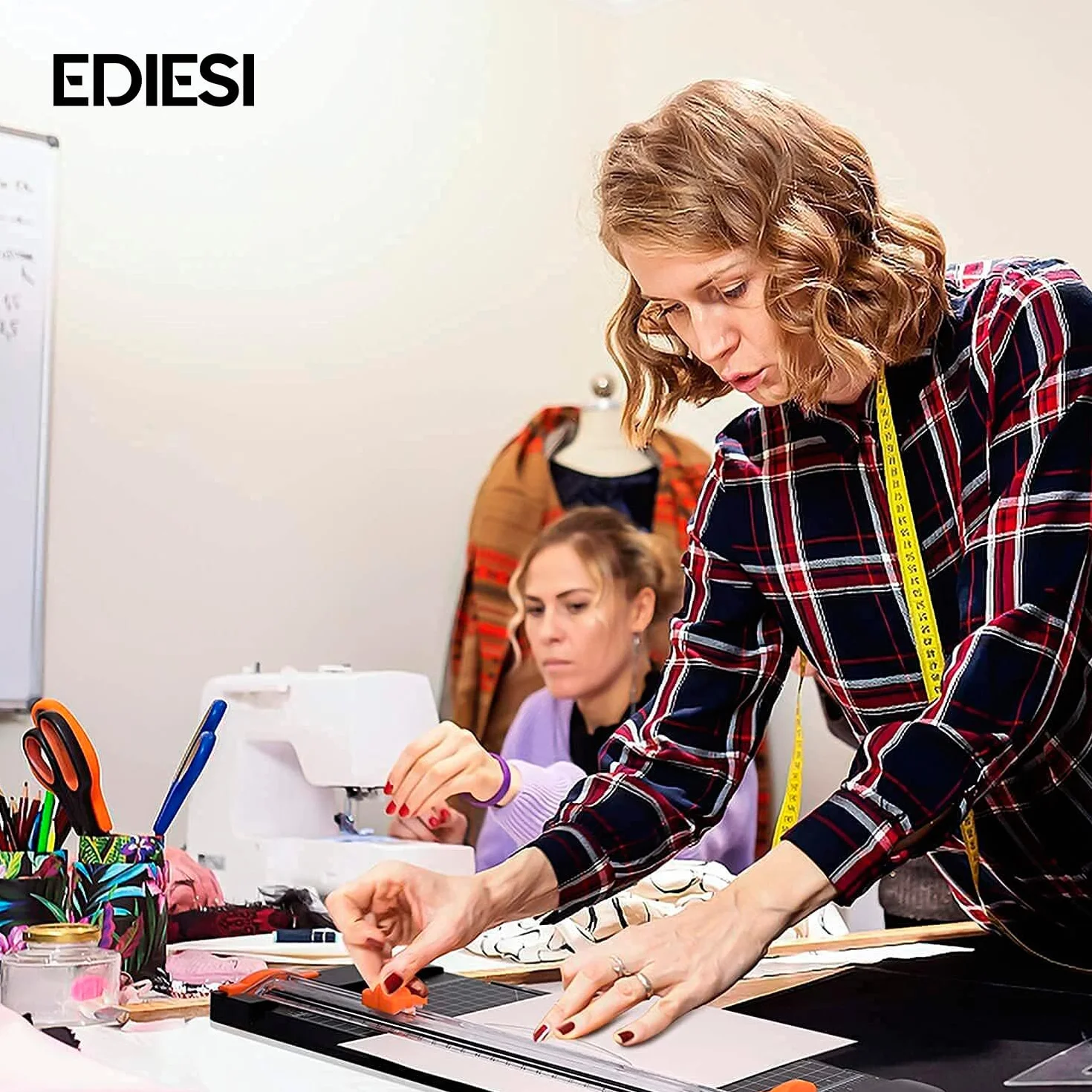 Ediesi, Gilotyna papierowa, A4, nożyce, frez, maksymalna precyzja, automatyczna blokada, z przedłużeniem linijki, do papieru, zdjęć, kuponów i etykiet (czarny)