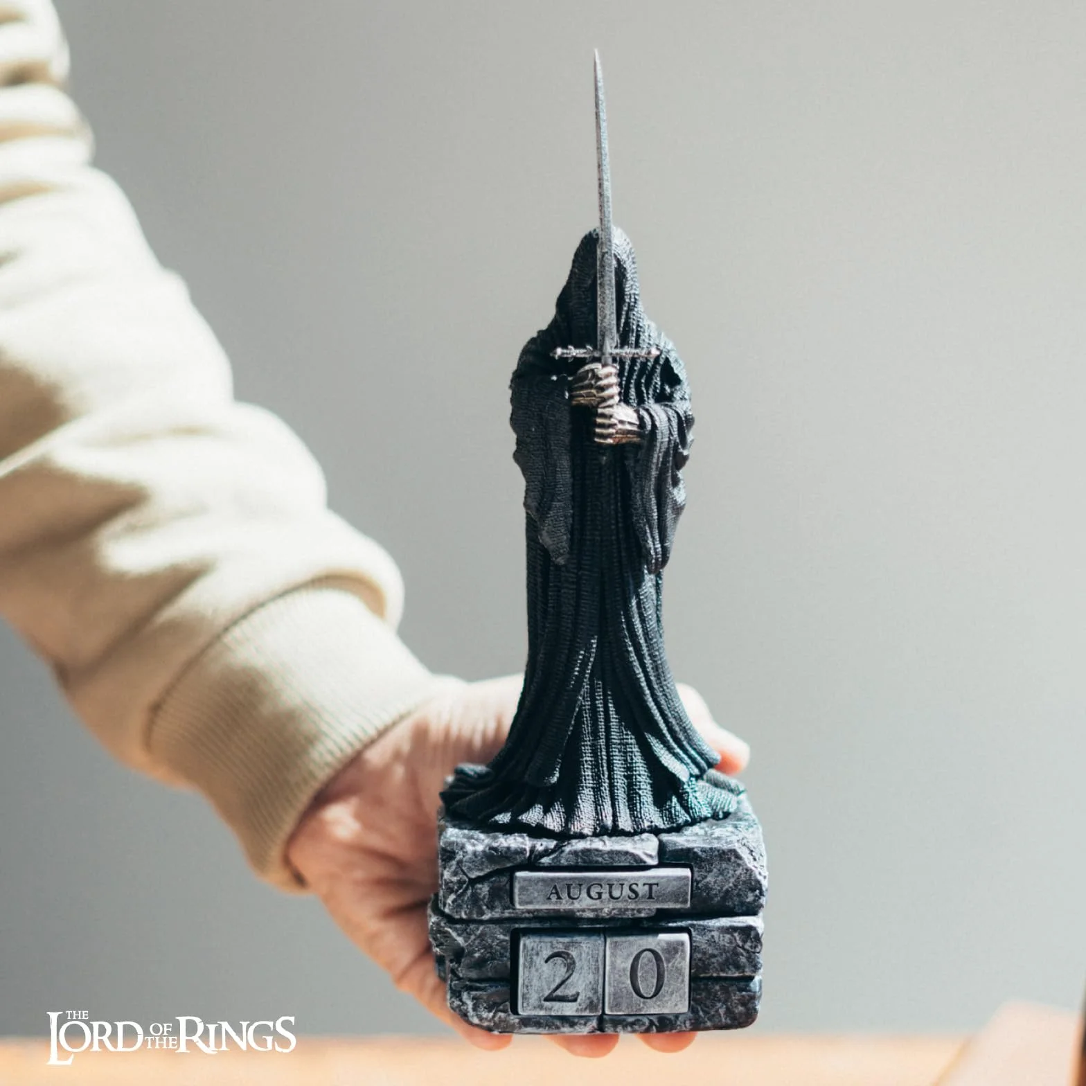 Grupo Erik The Lord Of The Rings Perpetual Calendar | Flip Calendar, Perpetual Calendars, Desk Calendar, Cool Calendar | Lord Of The Rings Gifts, Lord Of The Rings Merchandise