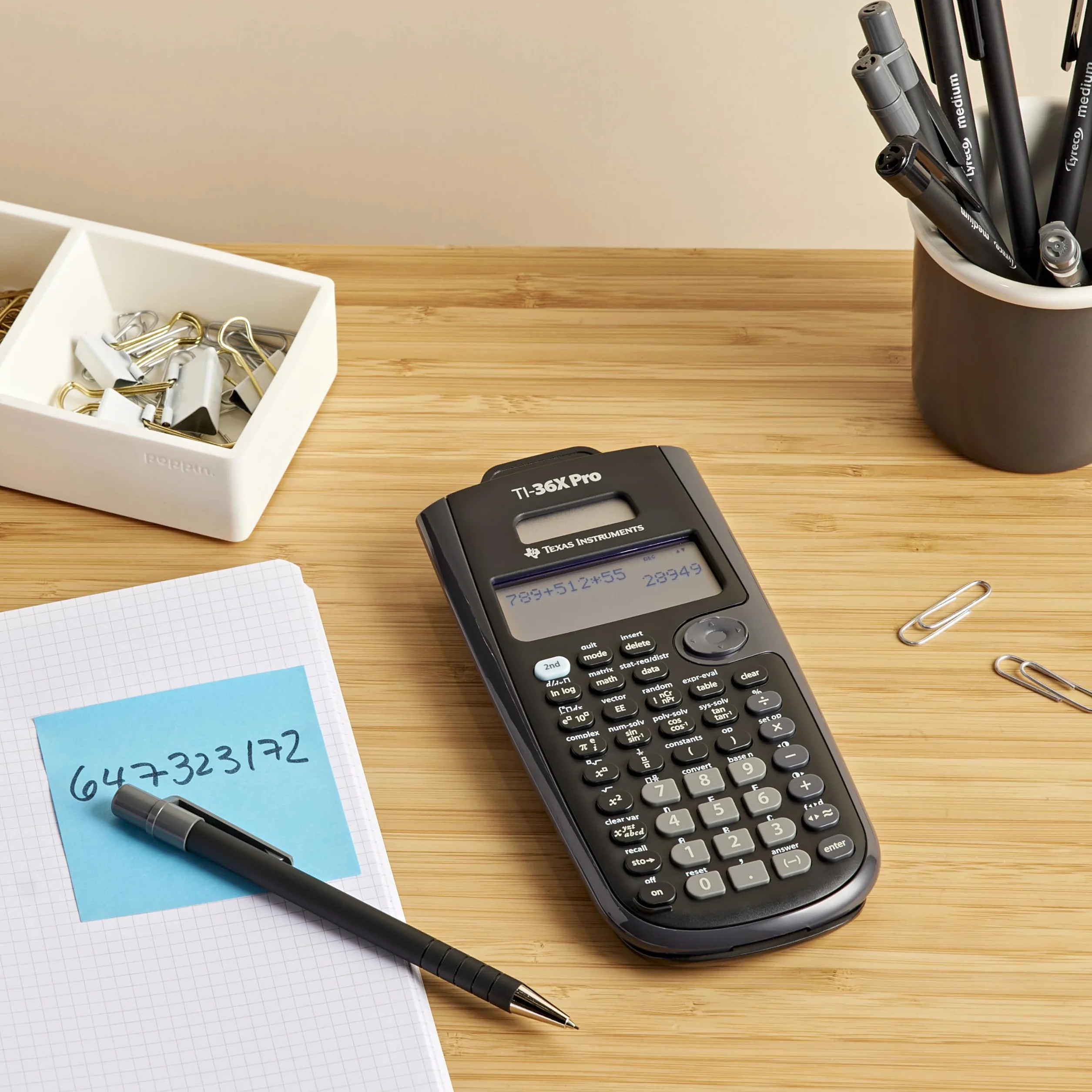 Texas Instruments TI-36X Pro kalkulator szkolny (4-liniowy), tylko z instrukcją i językiem francuskim, 36PRO/TBL/1L1, czarny