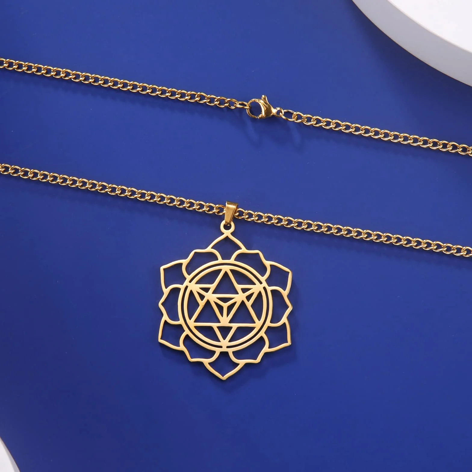VASSAGO Merkabah on Flower of Life naszyjnik mandala naszyjnik geometria gwiazda czworościan Merkaba naszyjnik buddyjski kwiat lotosu mandala wisiorek biżuteria prezent dla kobiet mężczyzn, Stal