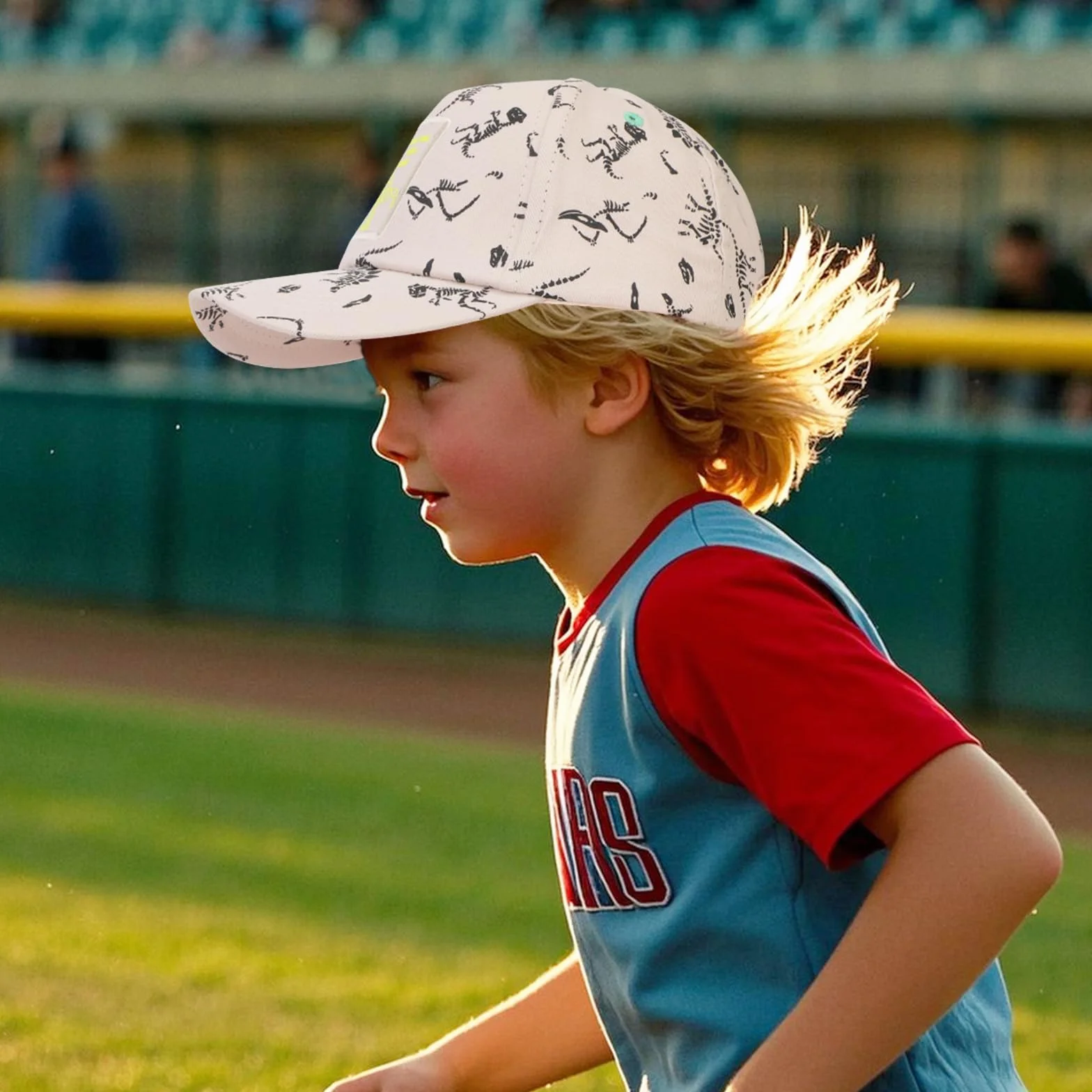 QKURT Chłopięca czapka z daszkiem, letnia czapka przeciwsłoneczna, ochrona przed promieniowaniem UV, czapka sportowa, regulowana czapka typu trucker z wzorem dinozaura dla dzieci w wieku 3-8 lat