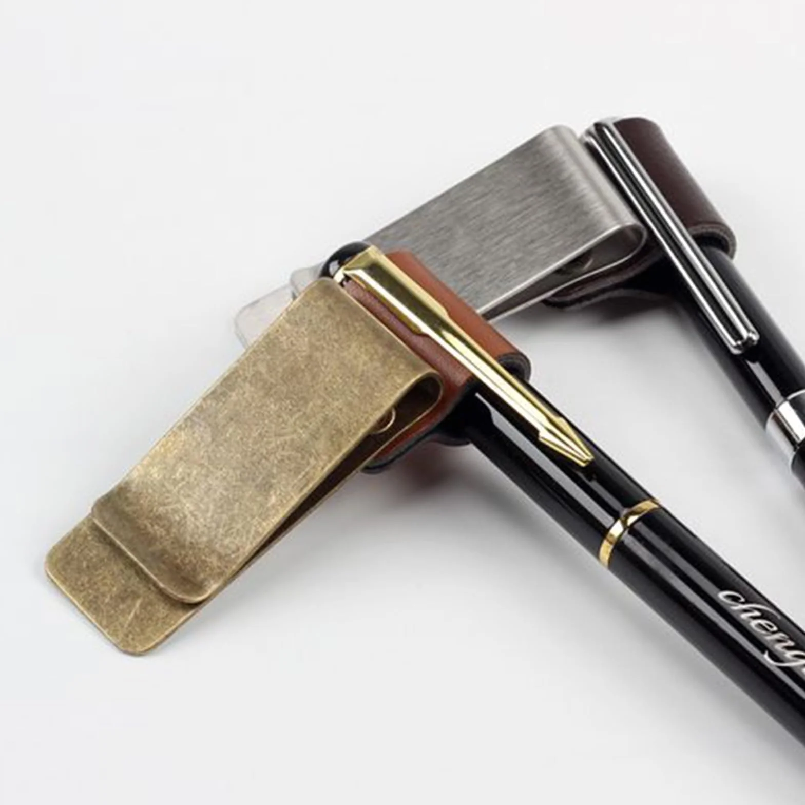 8 sztuk skórzanych uchwytów na długopisy, metalowy retro notatnik uchwyt na długopis z klipsem do skórzanego notebooka podróżnika do pamiętnika