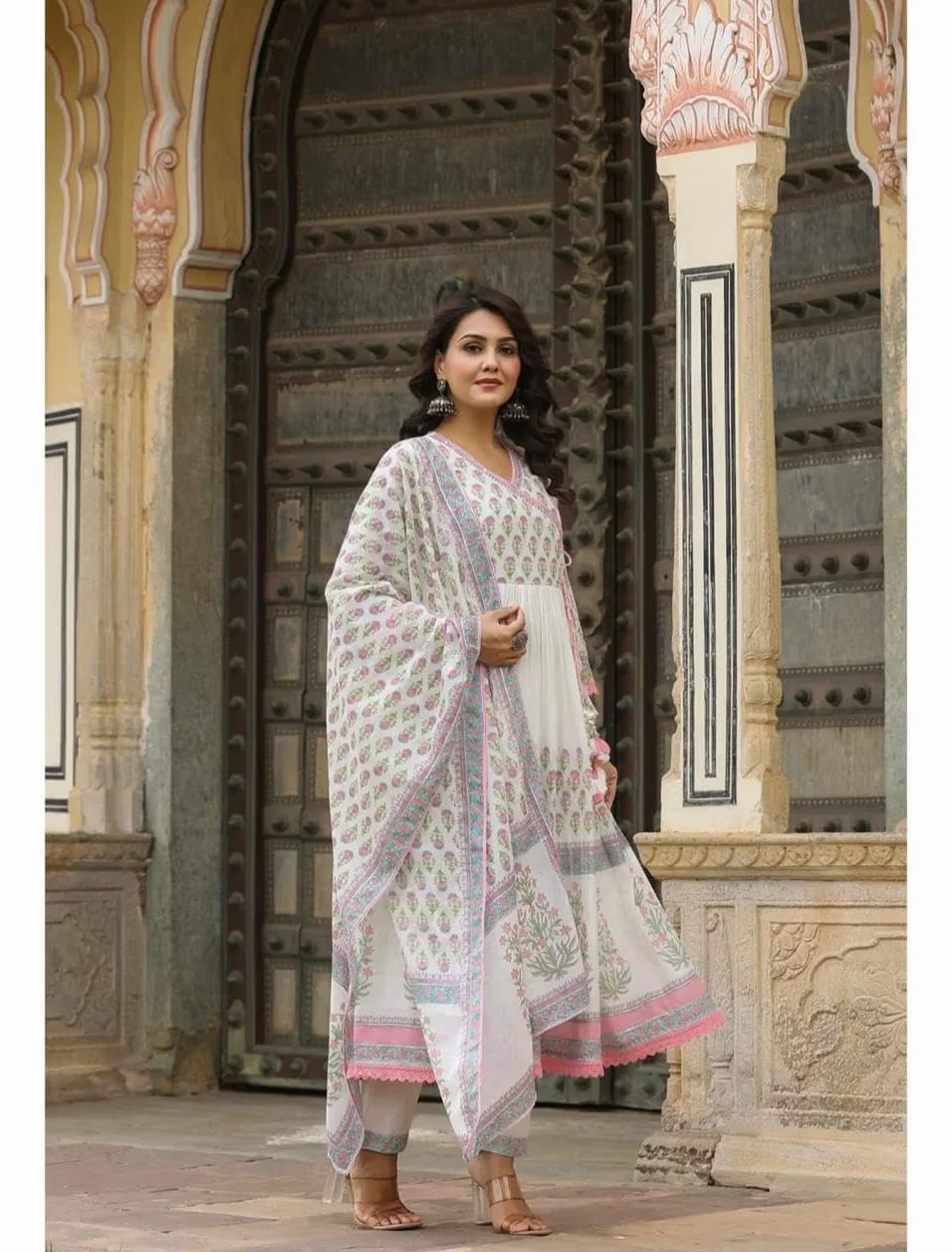 RangMahal indyjskie damskie spodnie z czystej bawełny haftowane Anarkali Kurta Tussle Dupatta zestaw