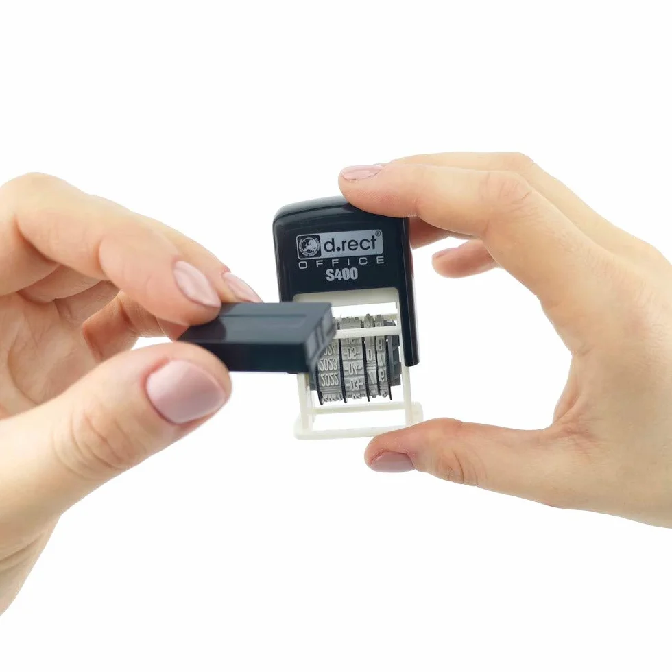 D.RECT Pieczątka Datownik 4 mm – Ręczny Stempel z Datą Rok/Miesiąc/Dzień – Czarna – Nienasączona Tuszem – Mały Datownik Biurowy dla Nauczyciela, Biura i Dokumentów