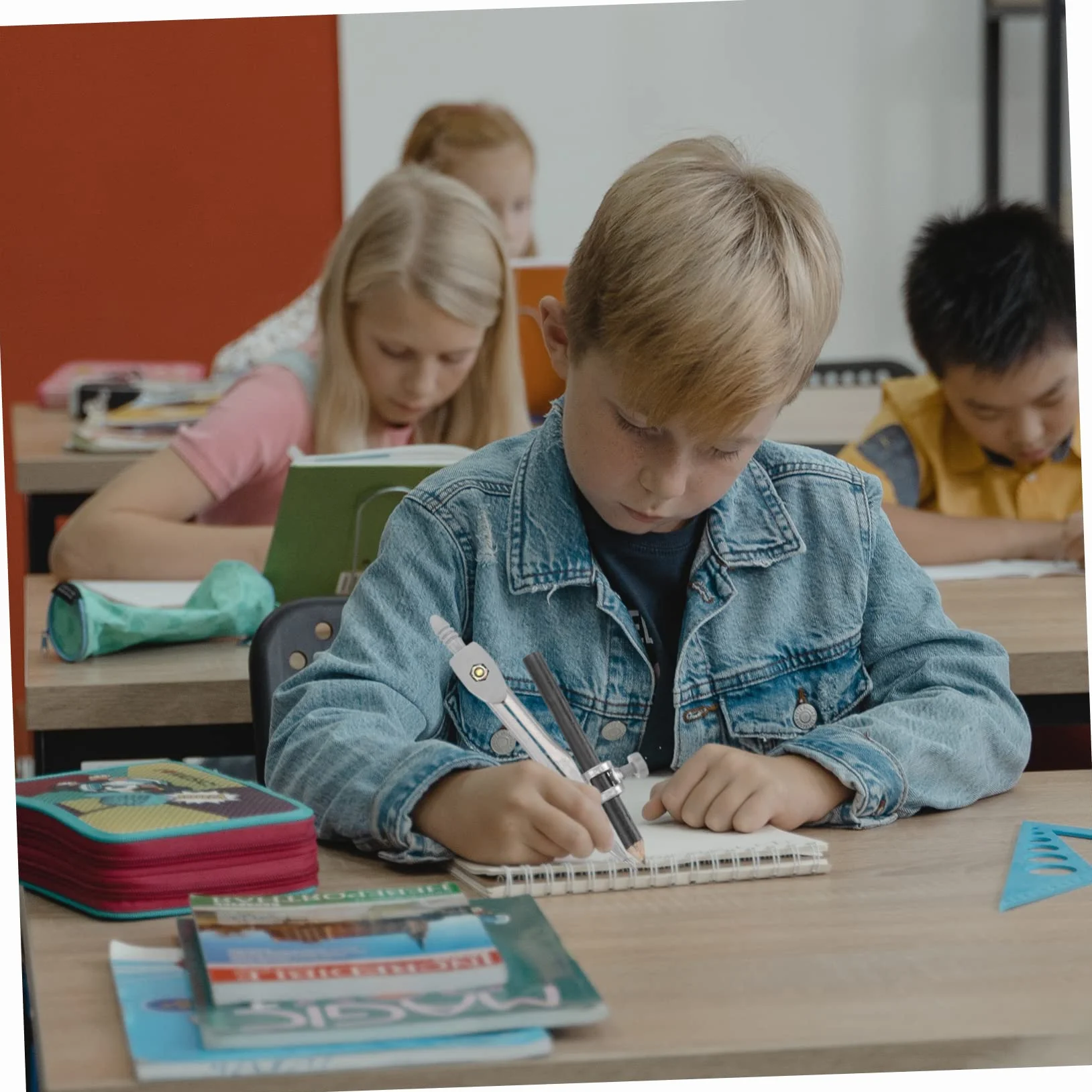 LALAFINA Cyrkiel Do Precyzyjnego Rysowania Geometrycznego Cyrkiel Metalowy Do Kreślenia Z Uchwytem Na Ołówki Do Biura Matematycznego