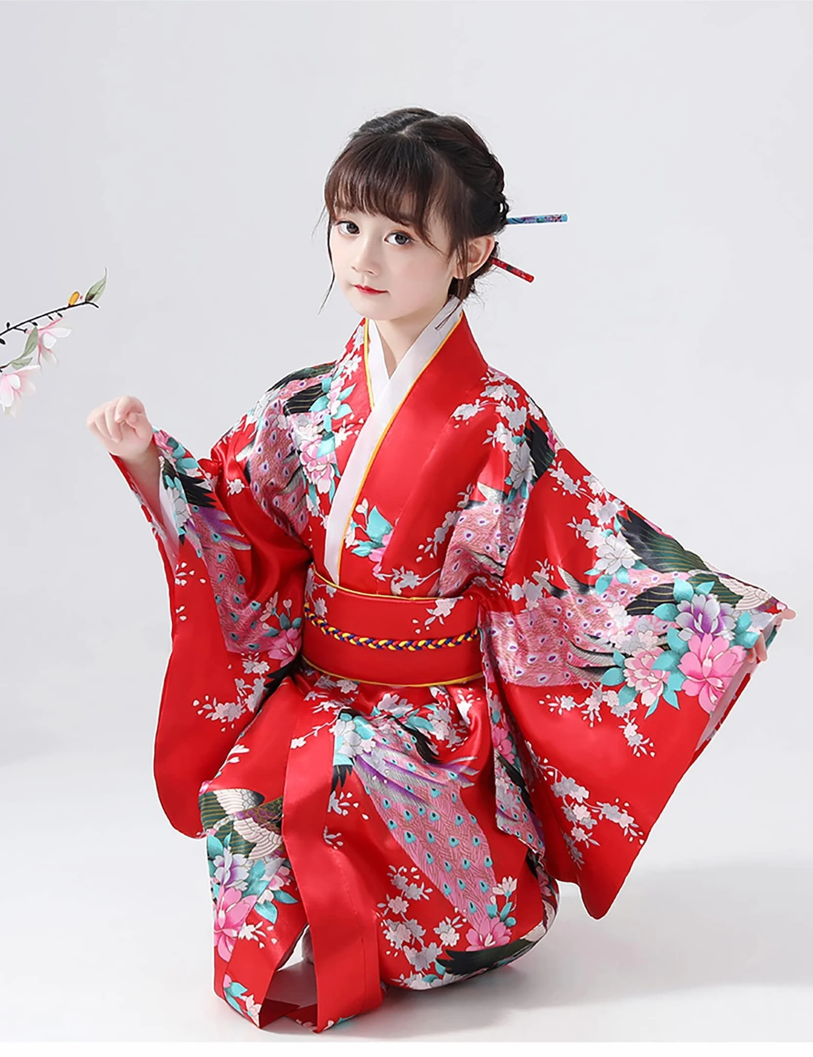 Yukata kimono dla dziewczynek, styl japoński, tradycyjny strój, jedwabny materiał, strój ślubny, na imprezę, do występów, czerwony, 140