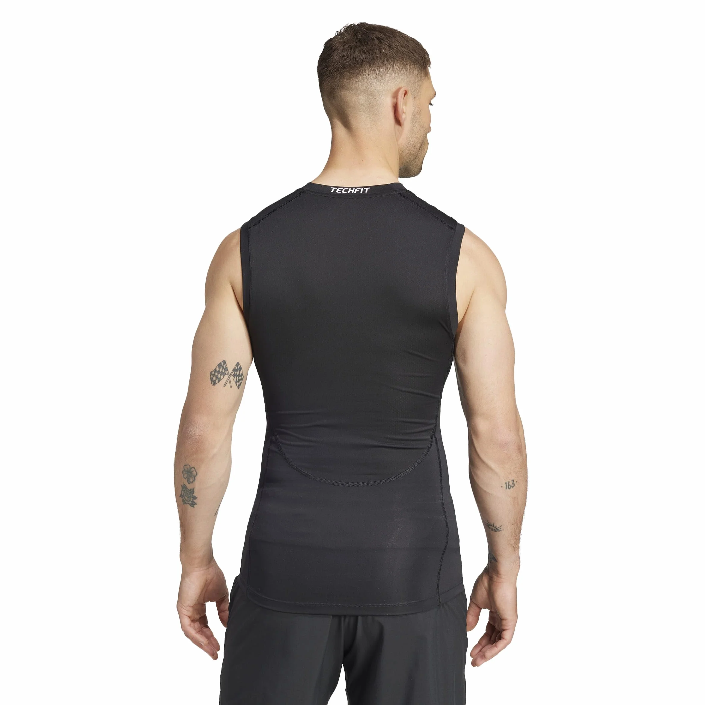 adidas Mężczyźni TECHFIT COMPRESSION TRAINING SLEEVELESS T-SHIRT, Black, M