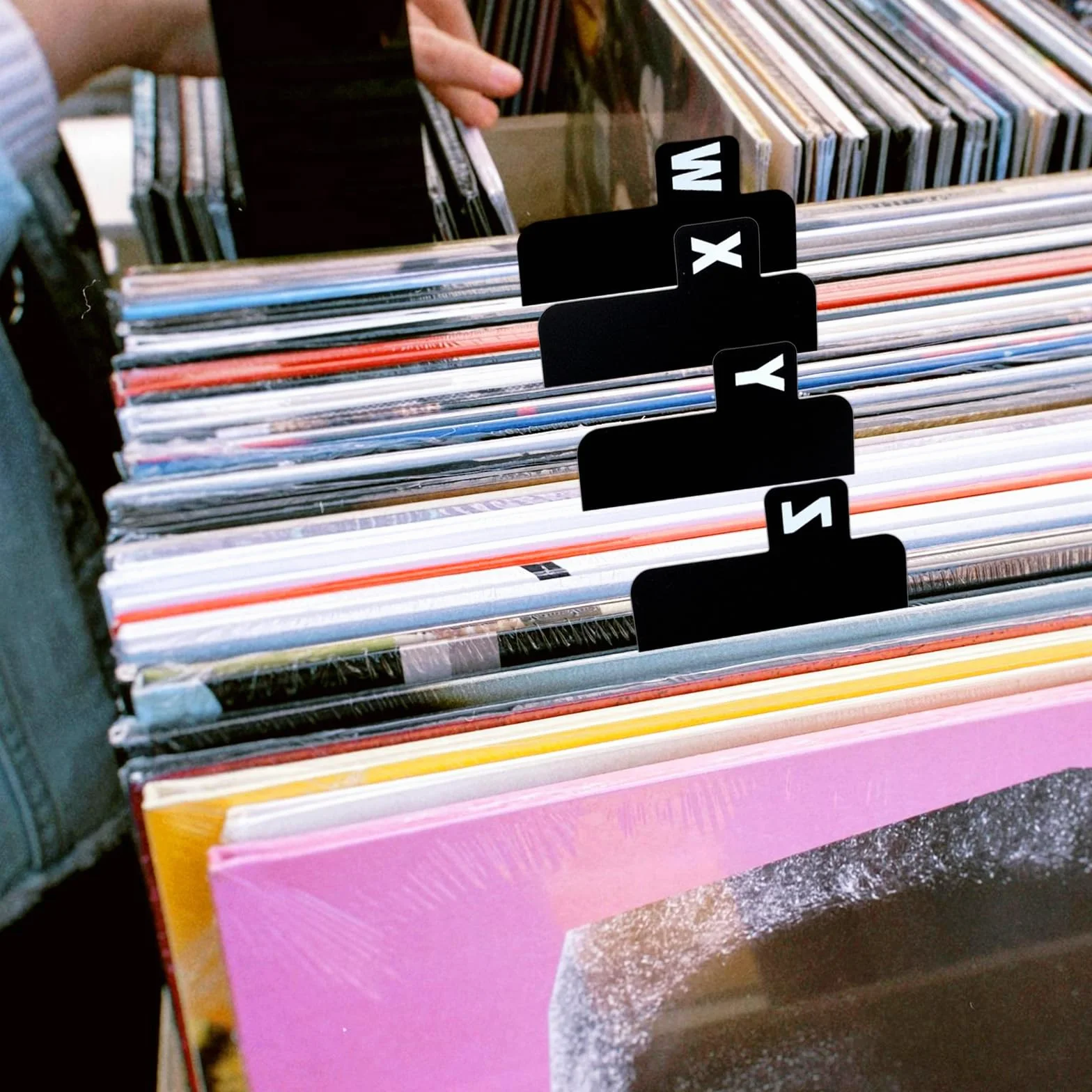 26szt Separatory Płyt Winylowych z Zakładkami Alfabetycznymi, Organizer Płyt Alfabet A-Z Wielokrotnego Użytku Czarne Separatory Albumów na Półkę DVD CD LP Szafkę i Przechowywanie Kolekcji