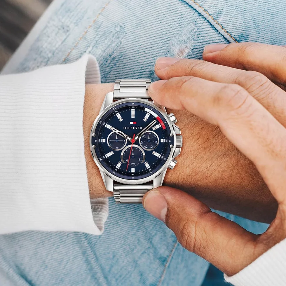 Tommy Hilfiger Analogowy, wielofunkcyjny zegarek kwarcowy dla mężczyzn, z bransoletą ze stali nierdzewnej lub paskiem silikonowym