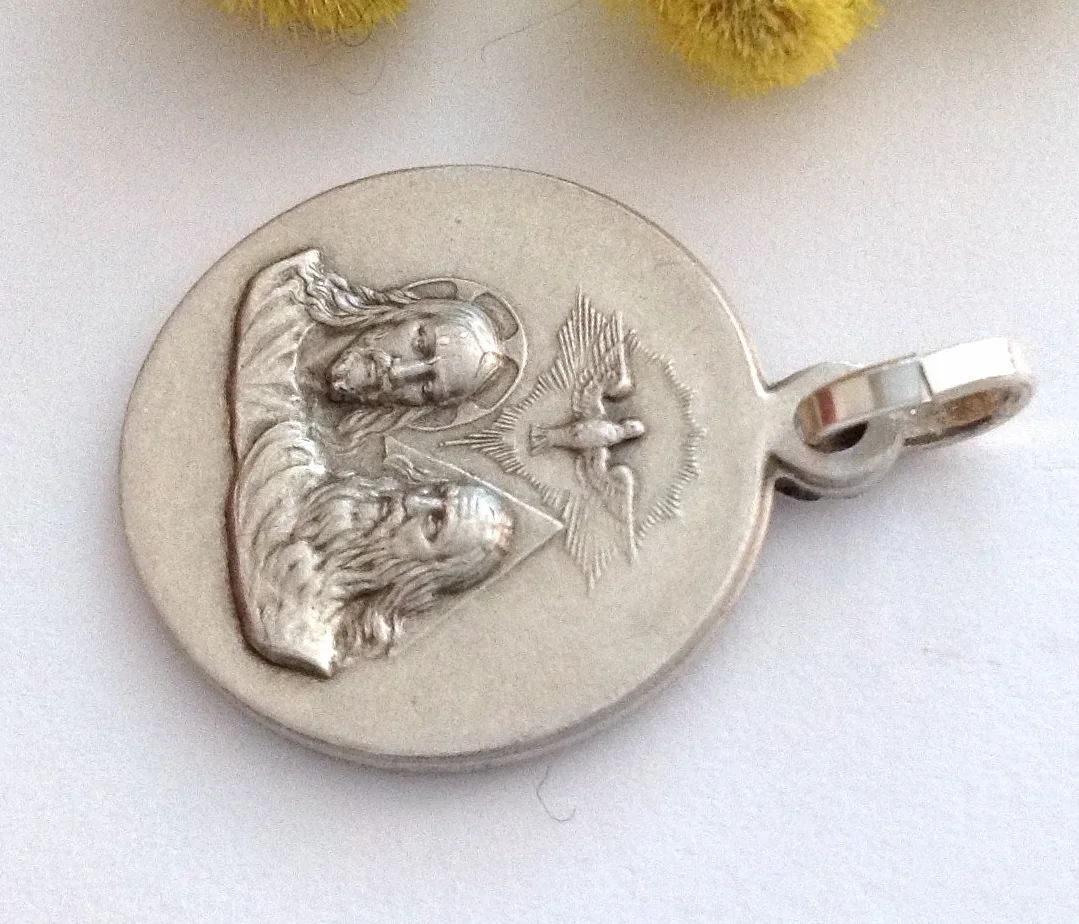Medal Trójcy Świętej ze srebra wysokiej próby 925, Srebro, Bez kamieni szlachetnych