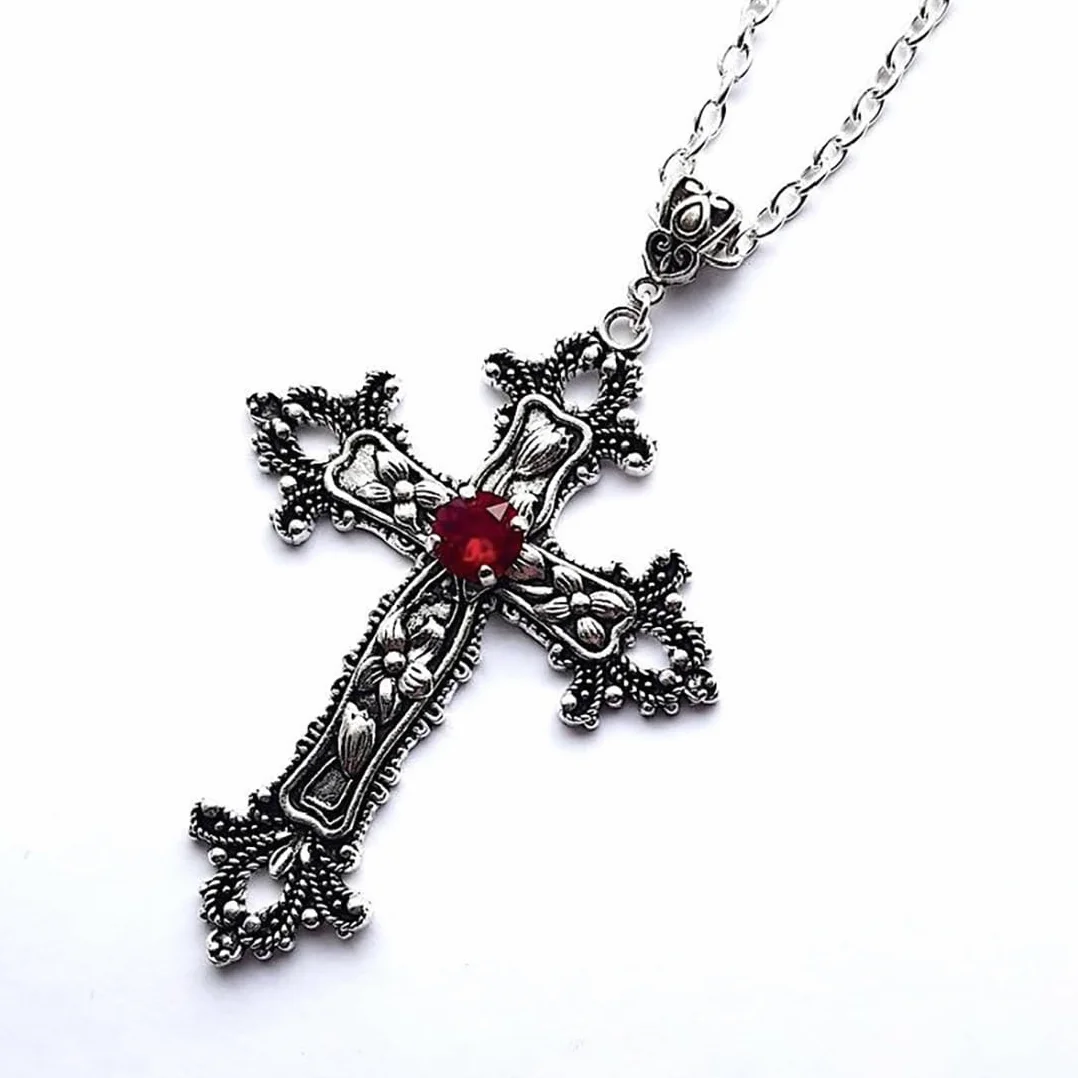 Gothic Srebrny Vintage Krzyż Naszyjnik Duży Grawerowany Kwiat Krzyż Naszyjnik Naszyjnik Halloween Akcesoria dla kobiet i mężczyzn