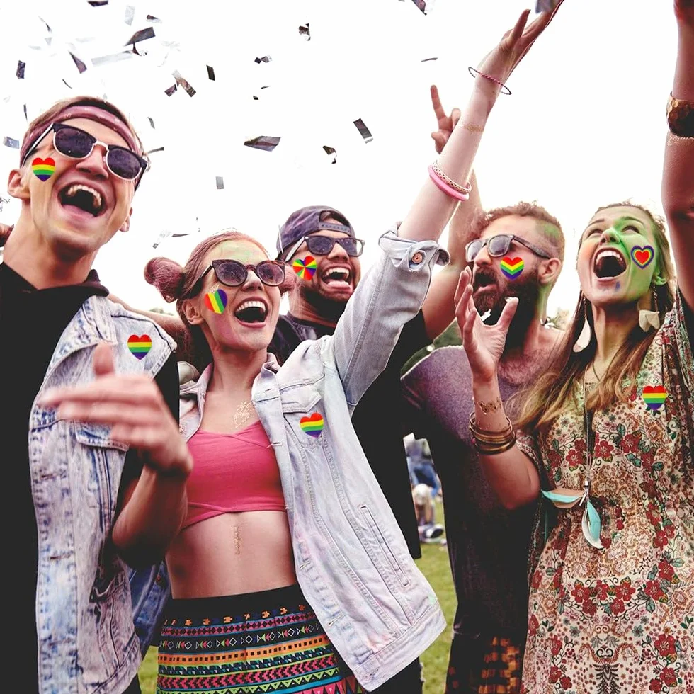 1000 sztuk naklejek Pride w kształcie serca, 2,5 cm, naklejki Pride, tęczowe paski, naklejki w kształcie serca, naklejki tęczy, naklejki LGBTQ Pride, tęczowe naklejki na miesiące, imprezę i paradę