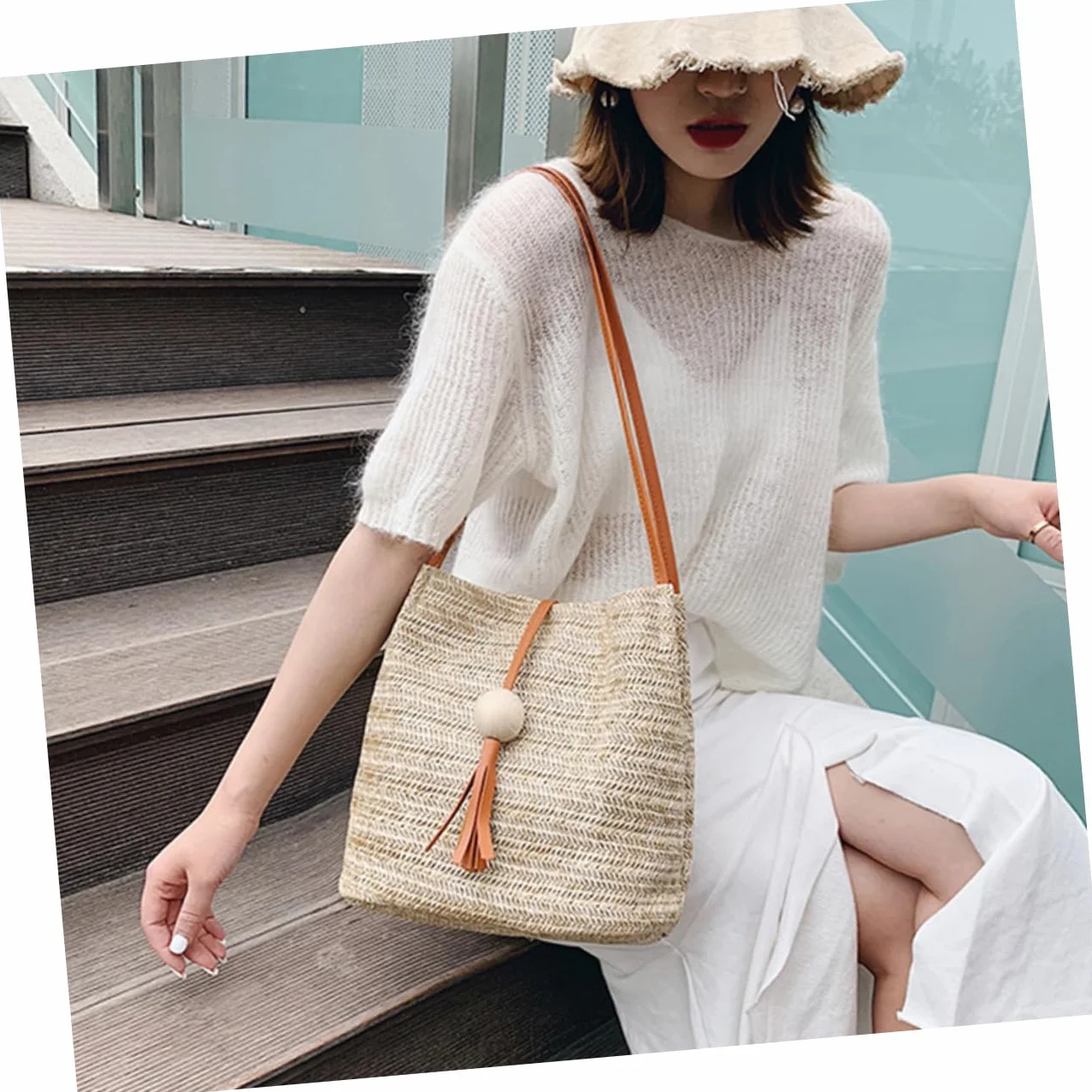 Holibanna 1kawałek Torba Wodoodporna Wykonana z Trawy Włóknistej Lato Dla Kobiet Stylowy Koszyk Kolorze Brązowym Przenośny Model Bucket Bag Do Codziennych Stylizacji