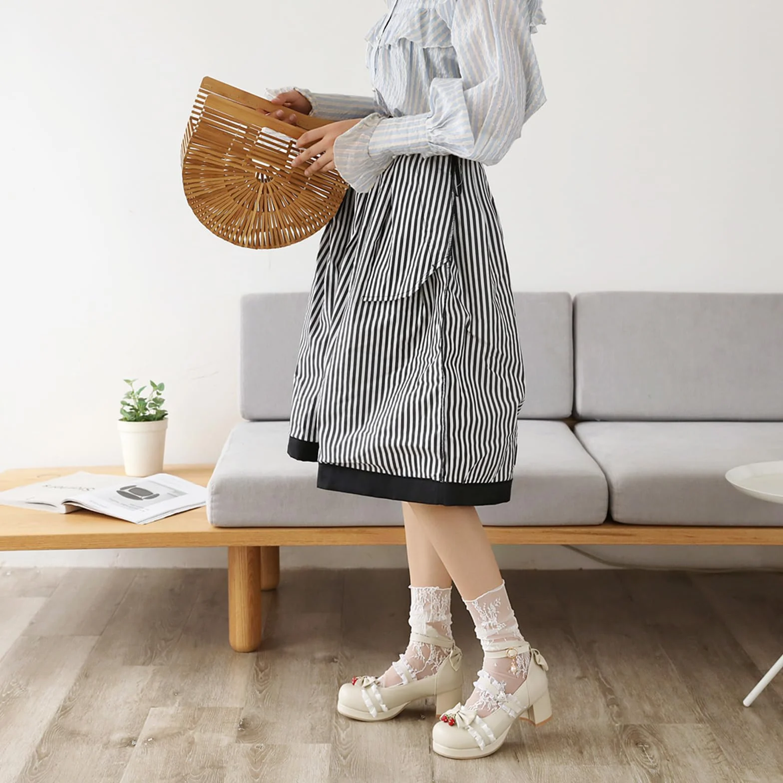 Buty Lolita Damskie Różowe Mary Jane Platforma Obcas Słupek Słodkie Buty Kawaii z Falbanką Kokardą i Truskawką Cosplay Party Czółenka Czarny