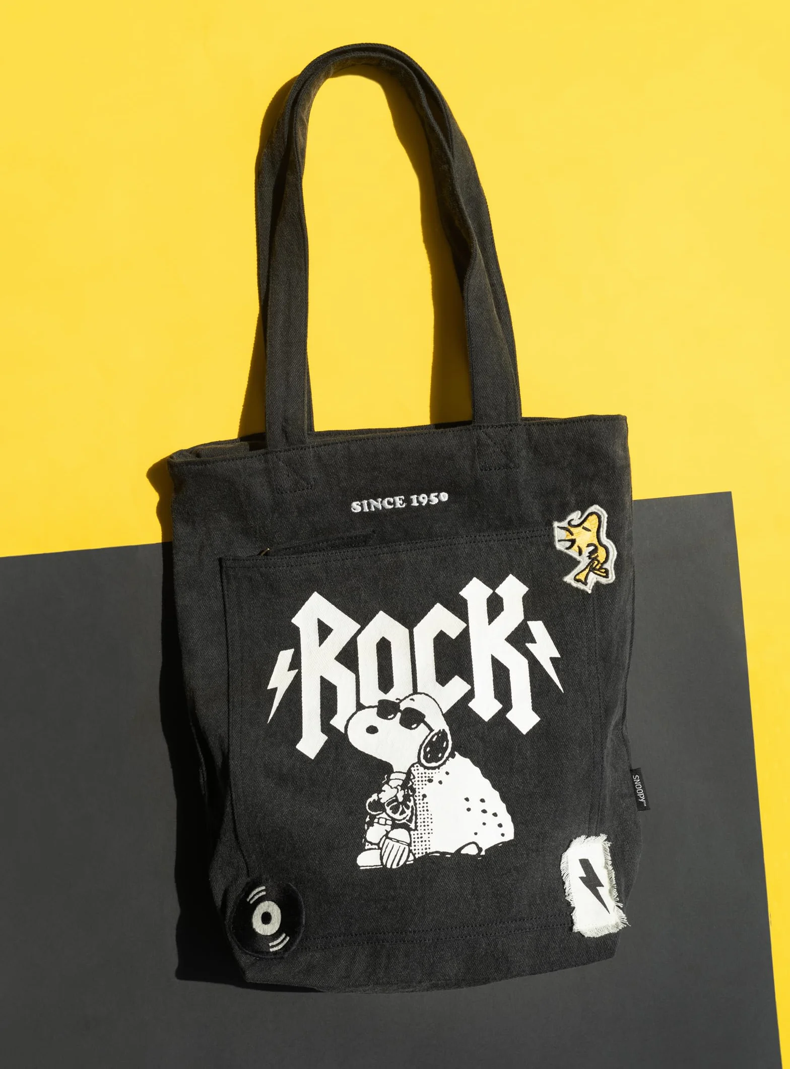 Grupo Erik Snoopy Premium Cotton Tote Bag | Cotton Shopping Bag | 42x37 cm - 16.5x14.5 inches - 15.5 L | Canvas Bag | Cotton Bag | Snoopy Gifts | Cute Tote Bag | Gift Bag | Cute Gifts