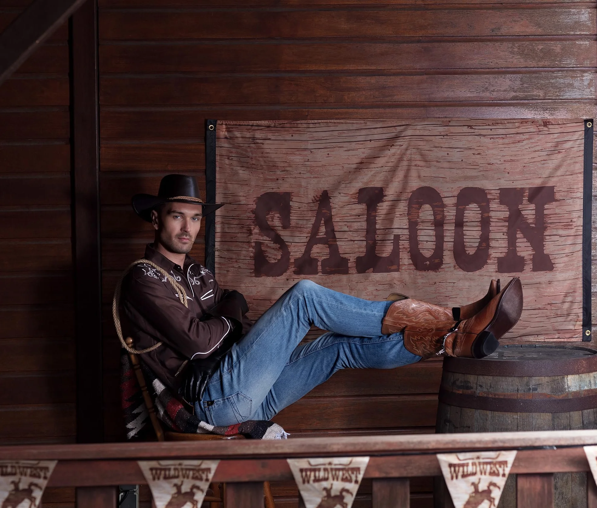 Boland 54343 - lina zachodnia - długość 185 cm - Kolor: Beżowy - 100% juta - Idealny dodatek dla kierowców Rodeo lub kowbojów na karnawał, imprezy tematyczne, przebranie,